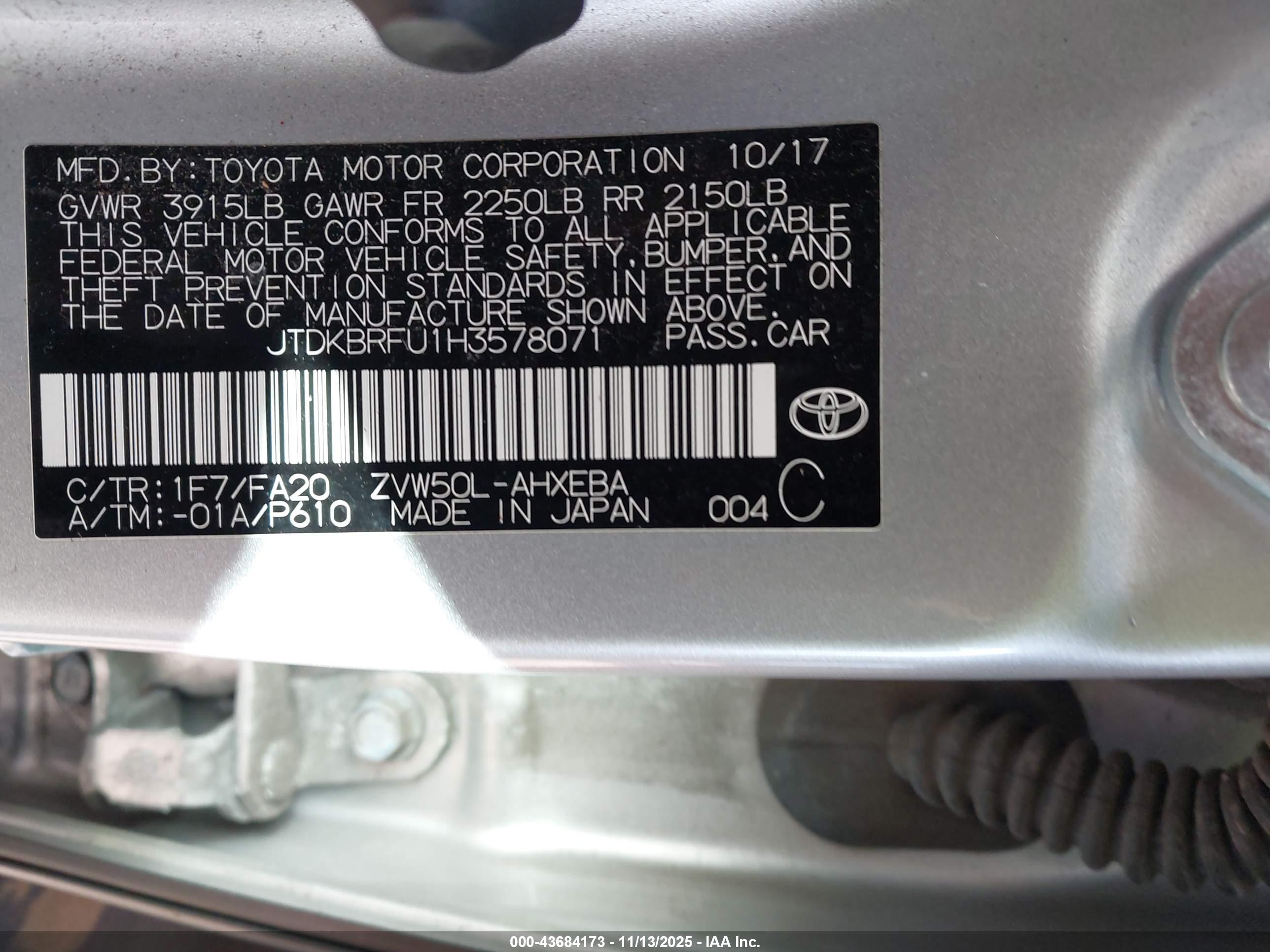 TOYOTA PRIUS image 9