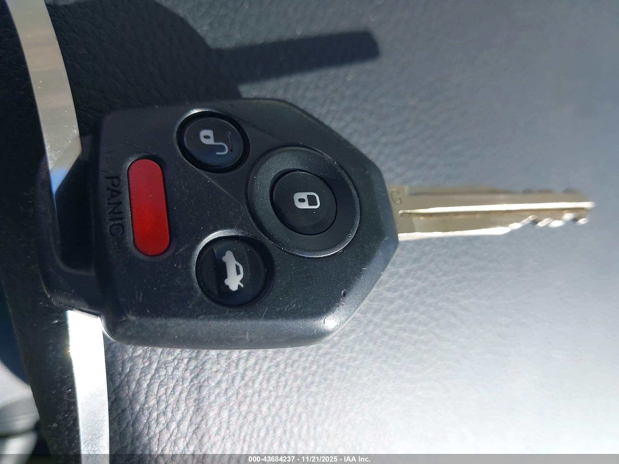SUBARU OUTBACK image 11