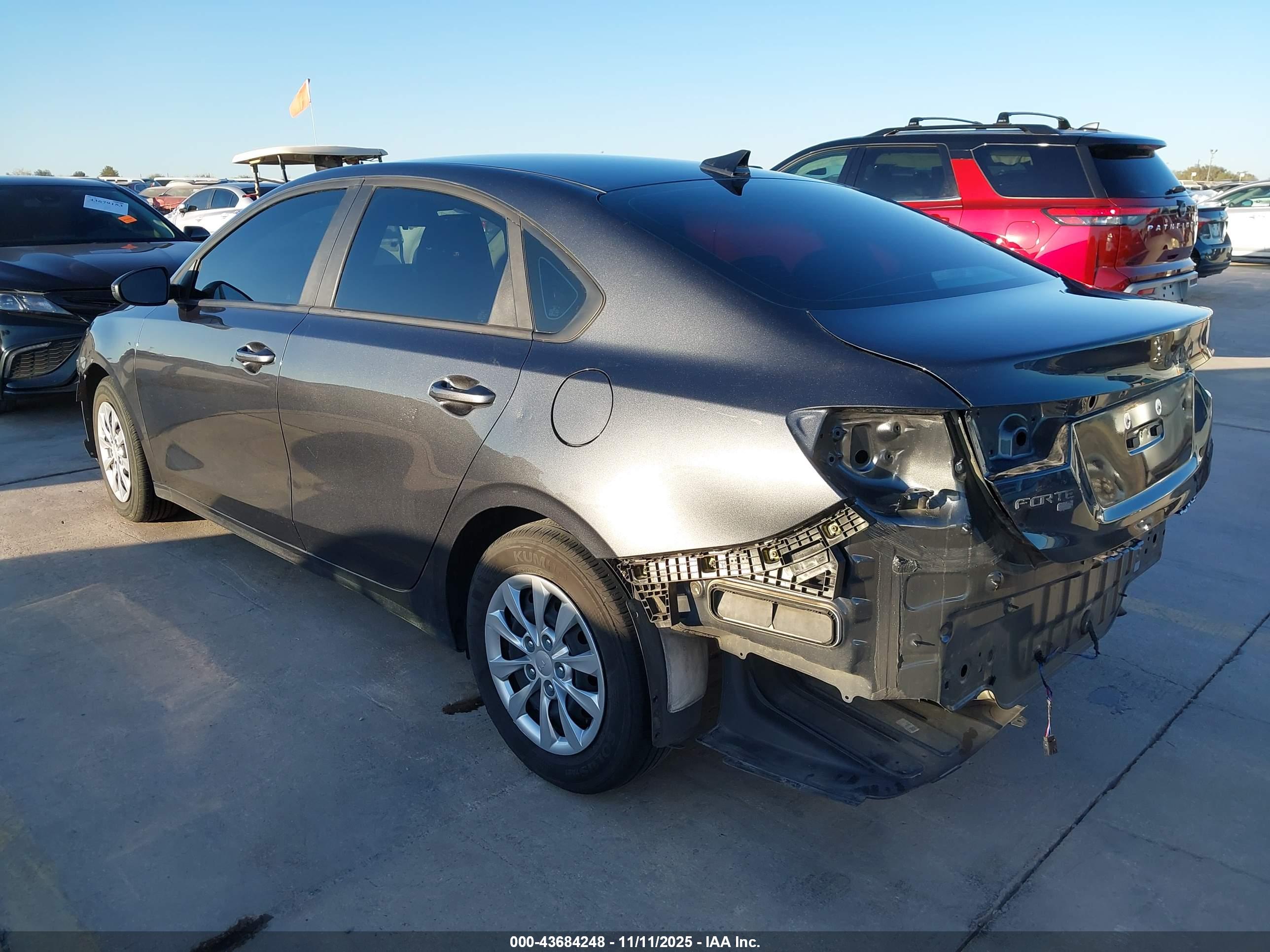 KIA FORTE image 3