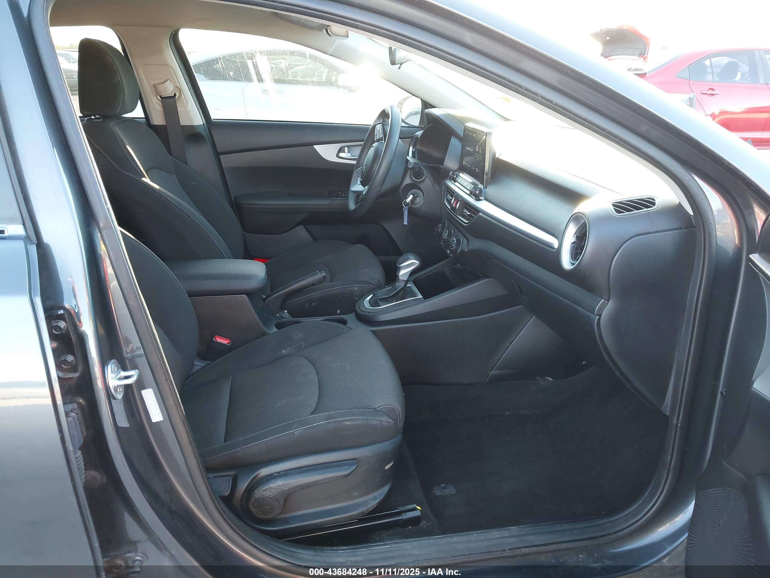 KIA FORTE image 5