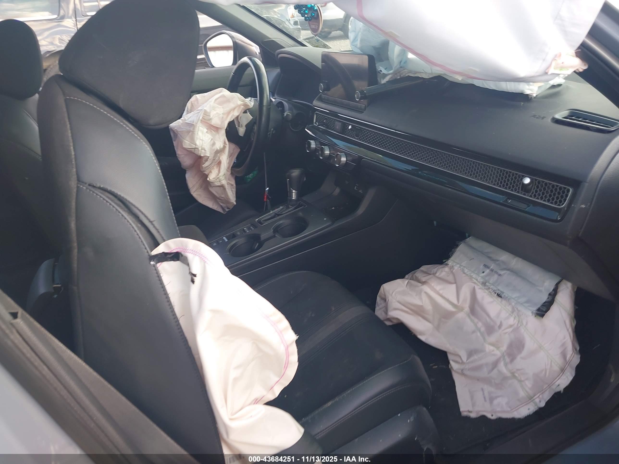HONDA CIVIC image 5