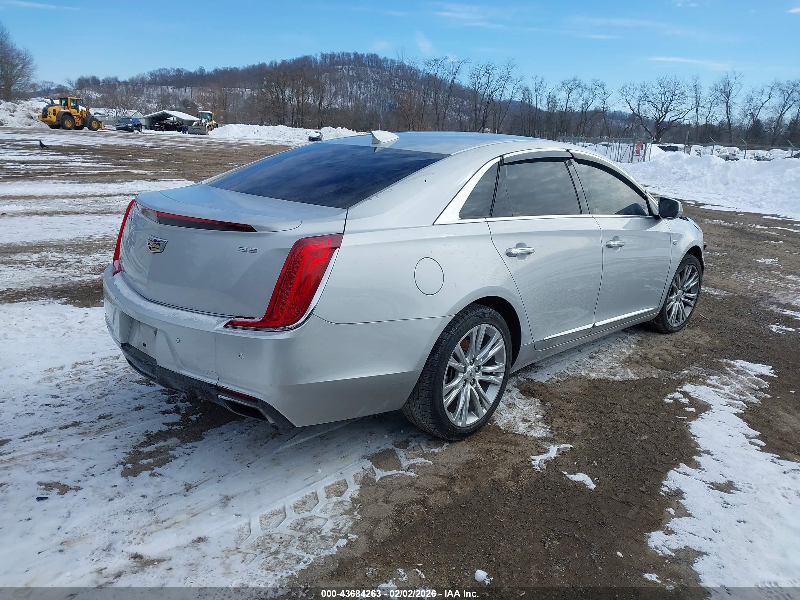 CADILLAC XTS image 4