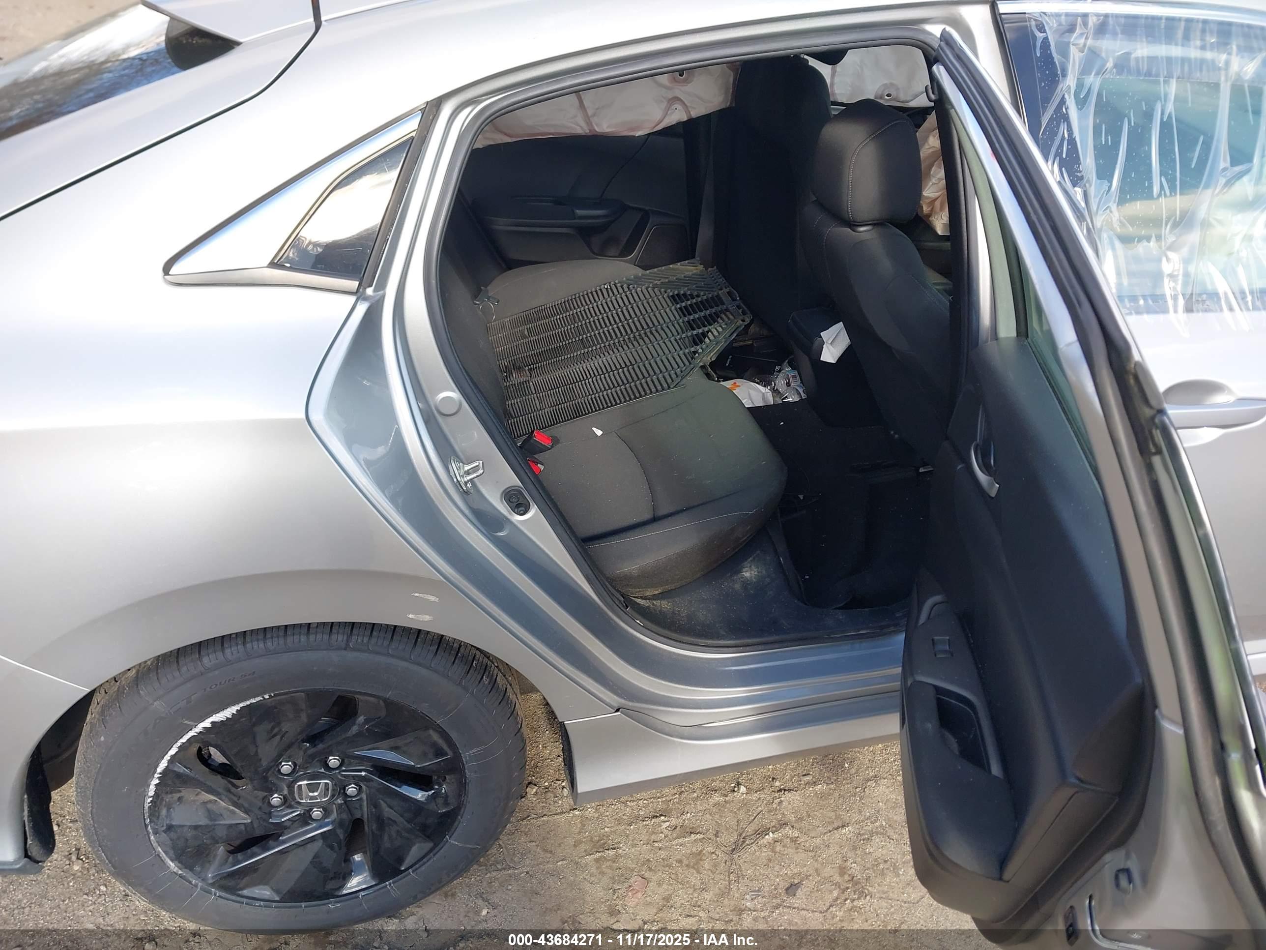 HONDA CIVIC image 8