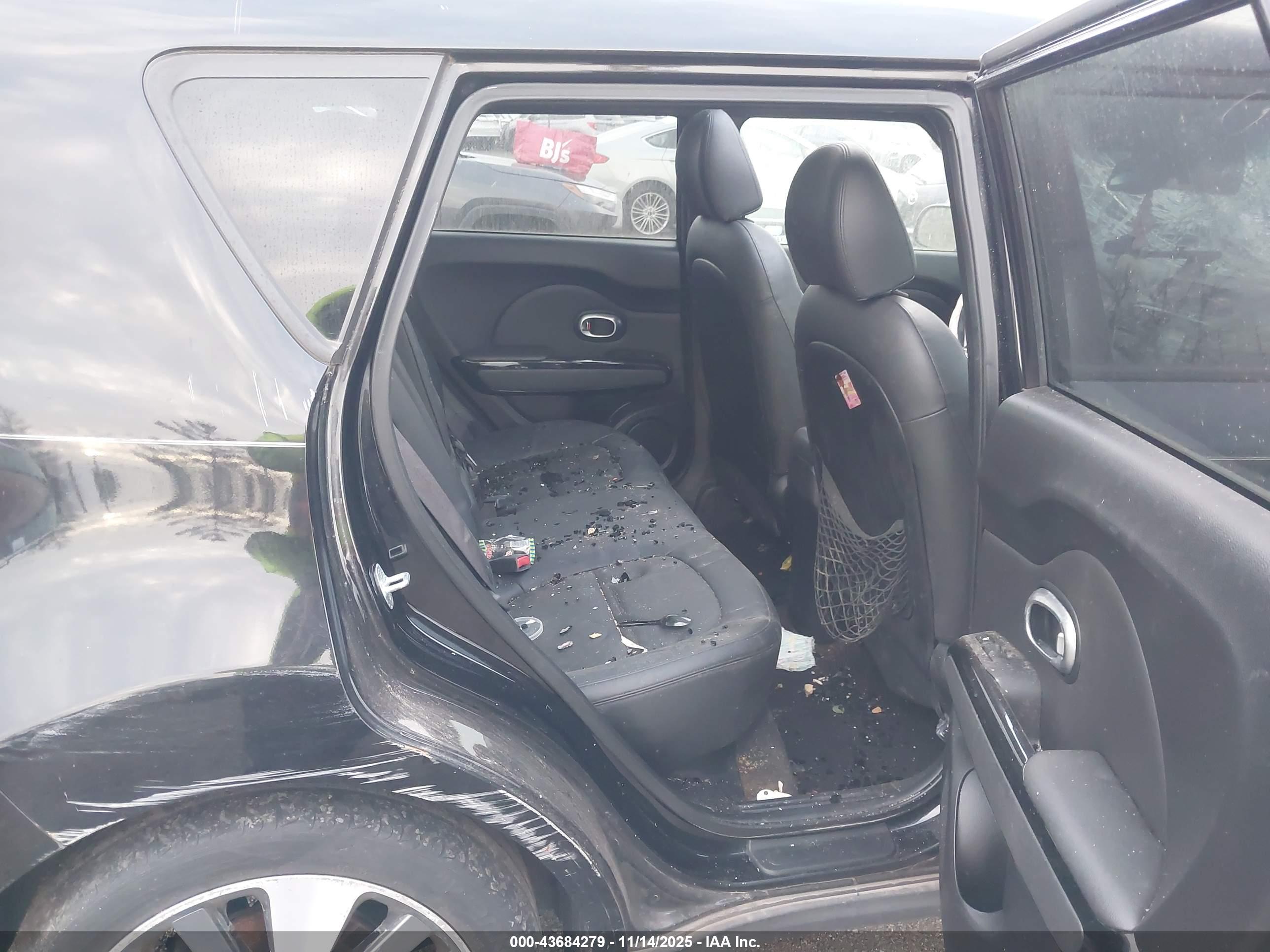 KIA SOUL image 8