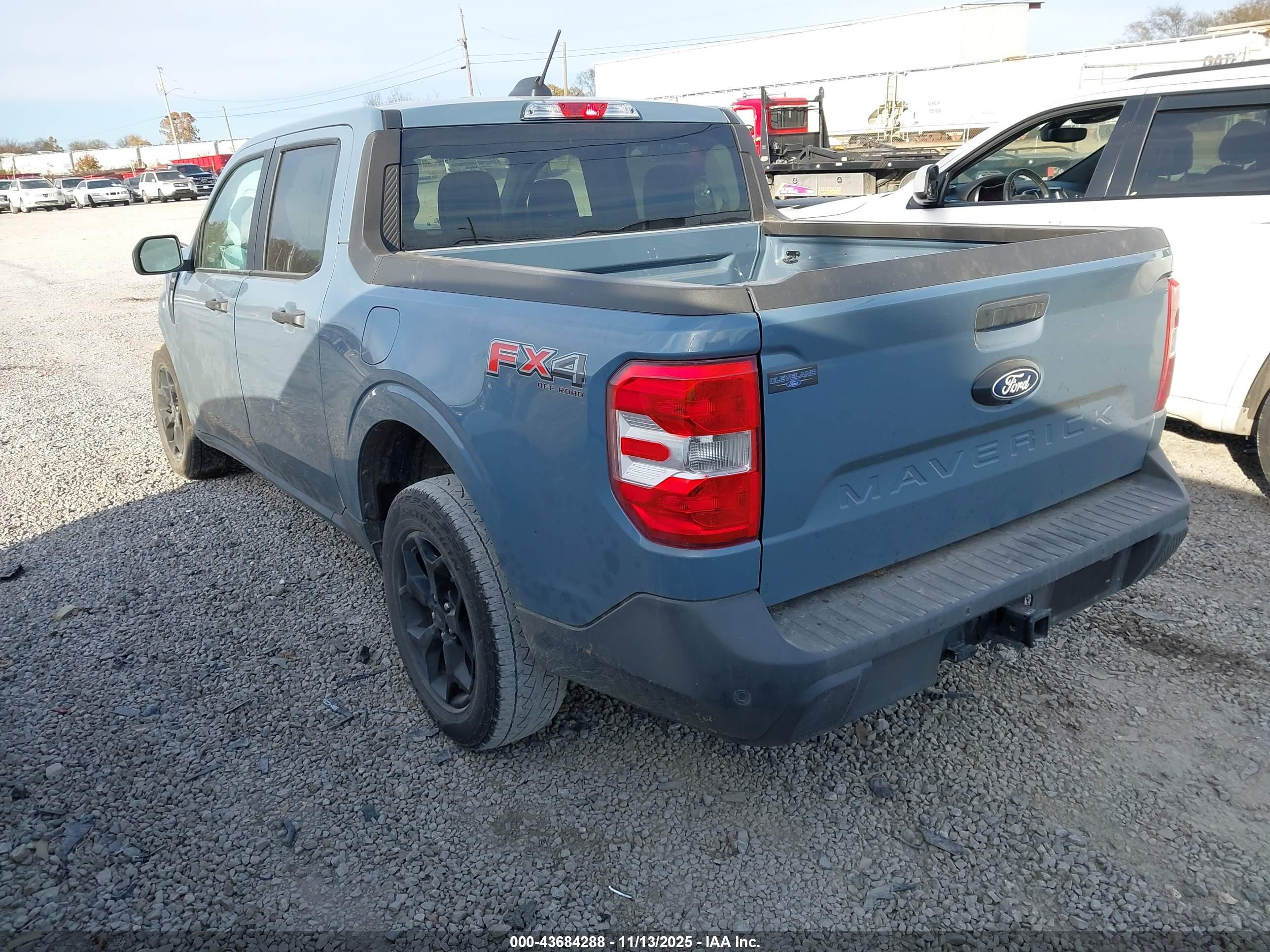 FORD MAVERICK image 3