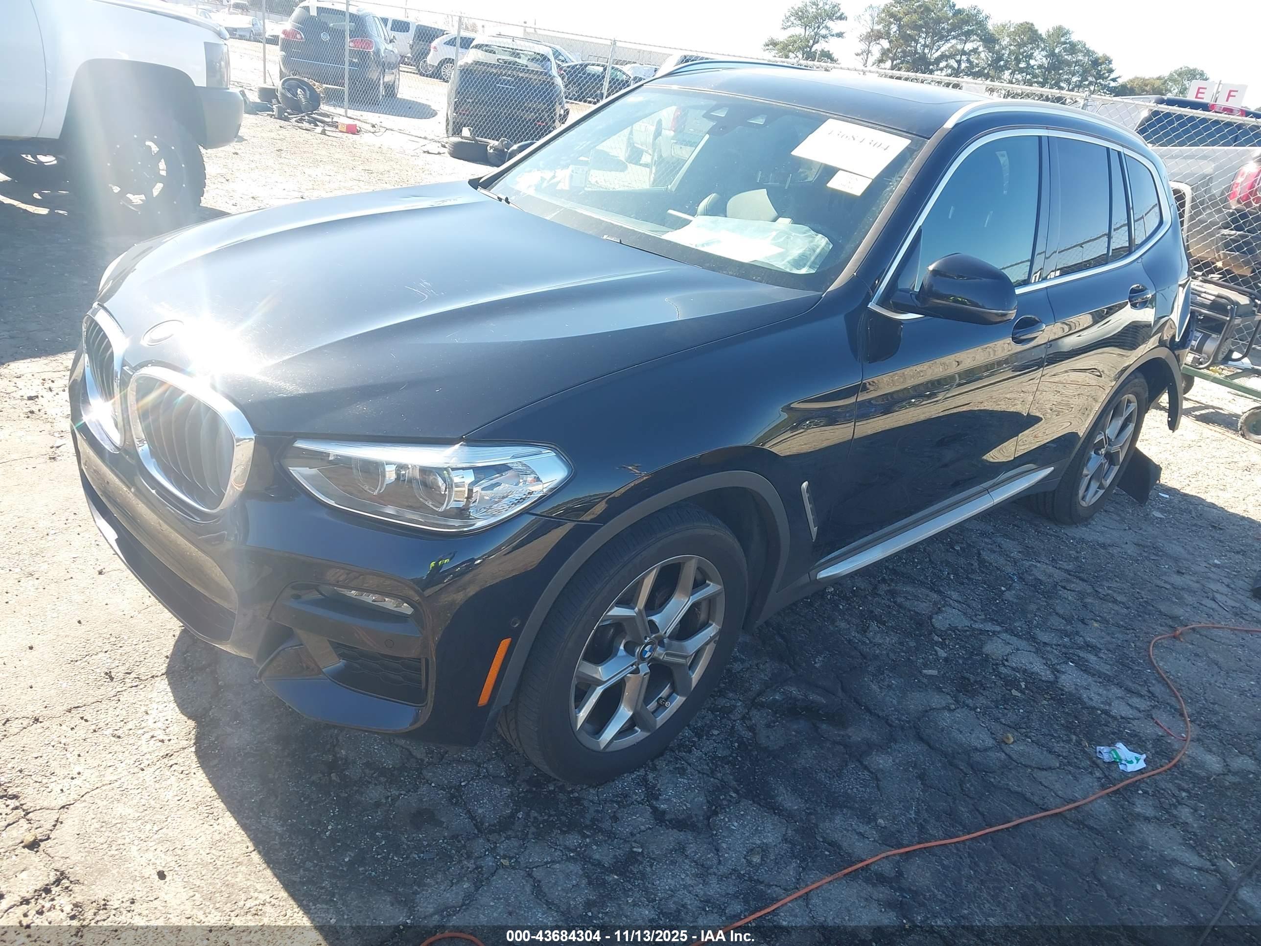 BMW X3 image 2