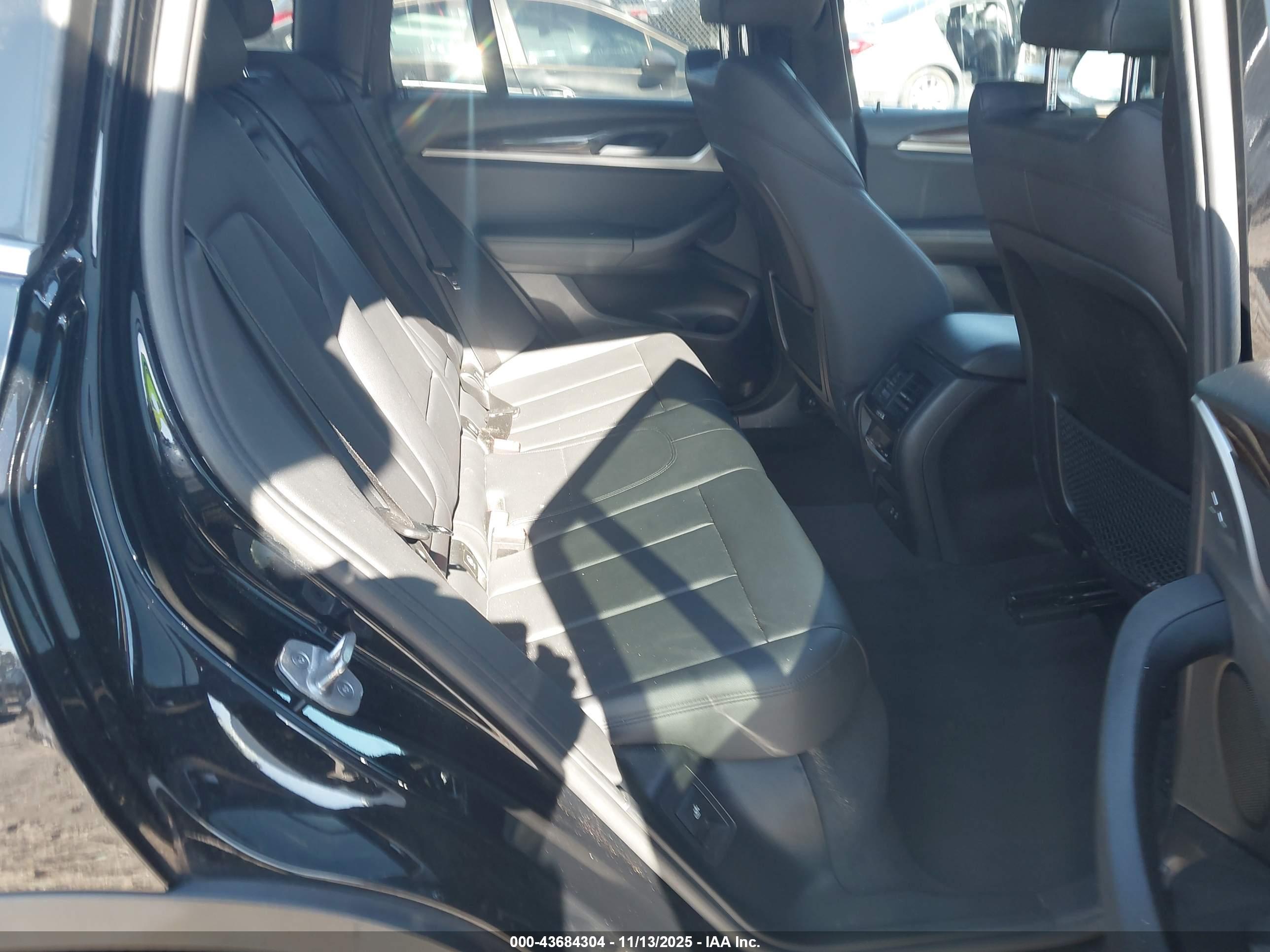 BMW X3 image 8