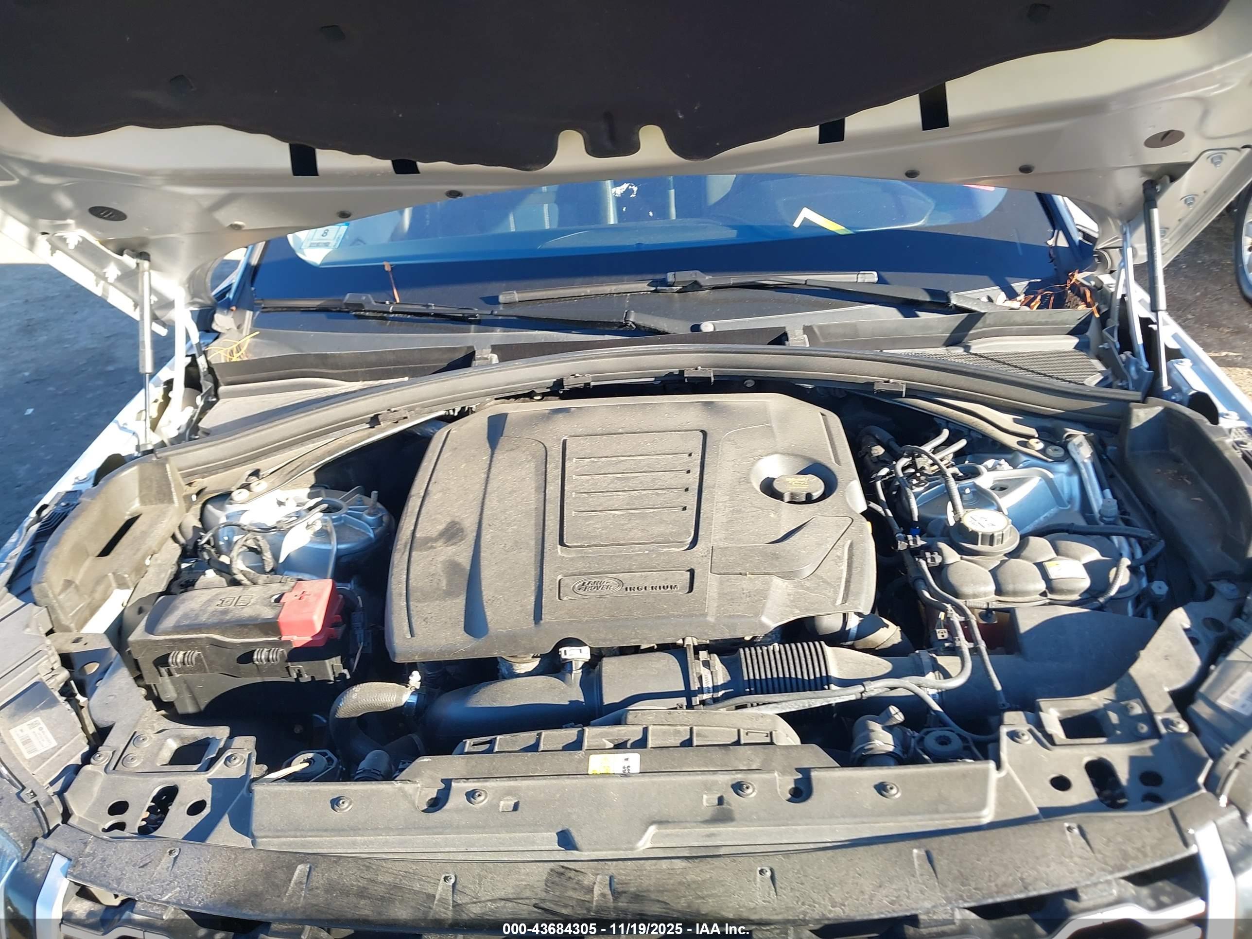 LAND ROVER image 10