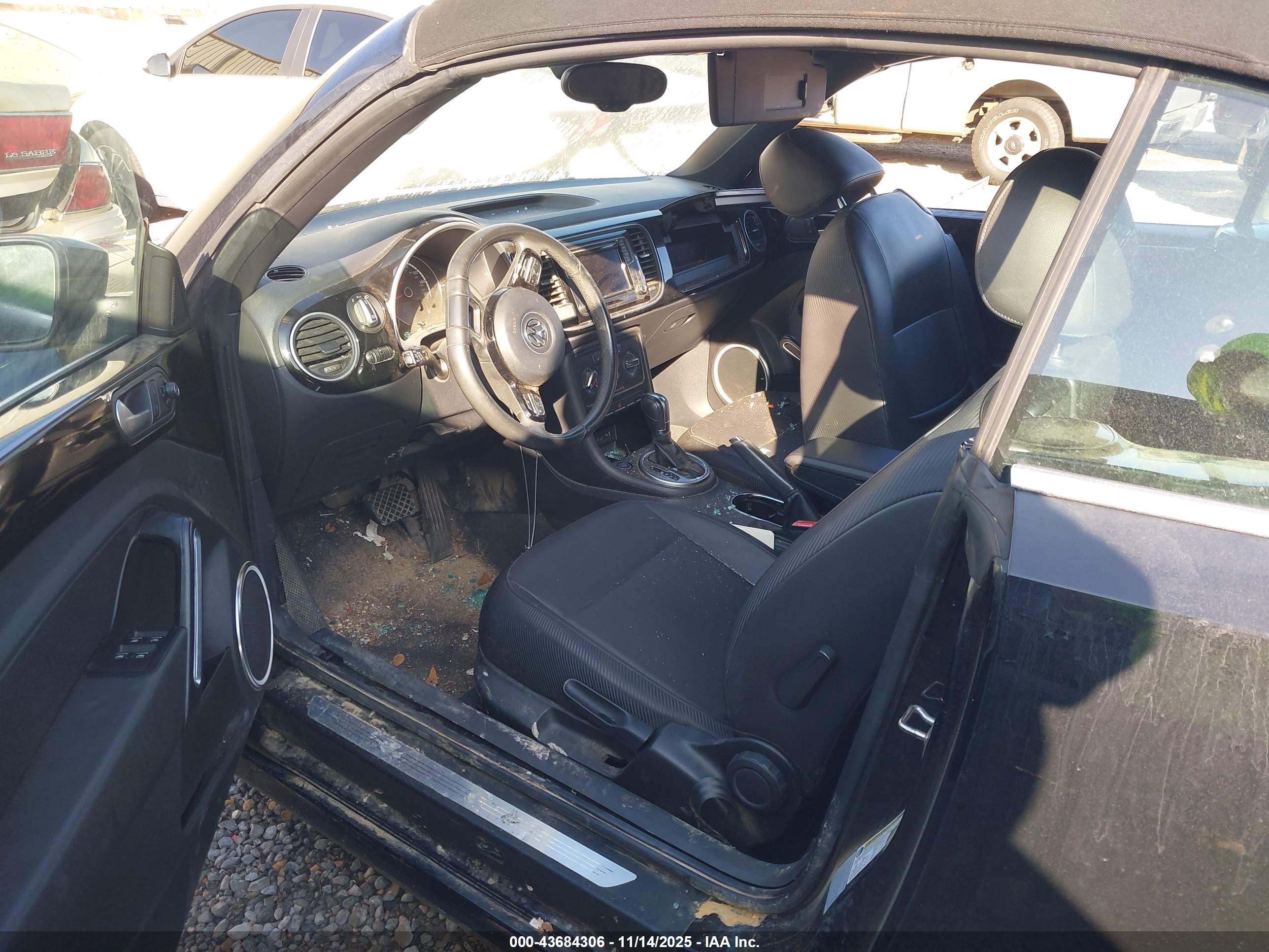 VOLKSWAGEN BEETLE image 5
