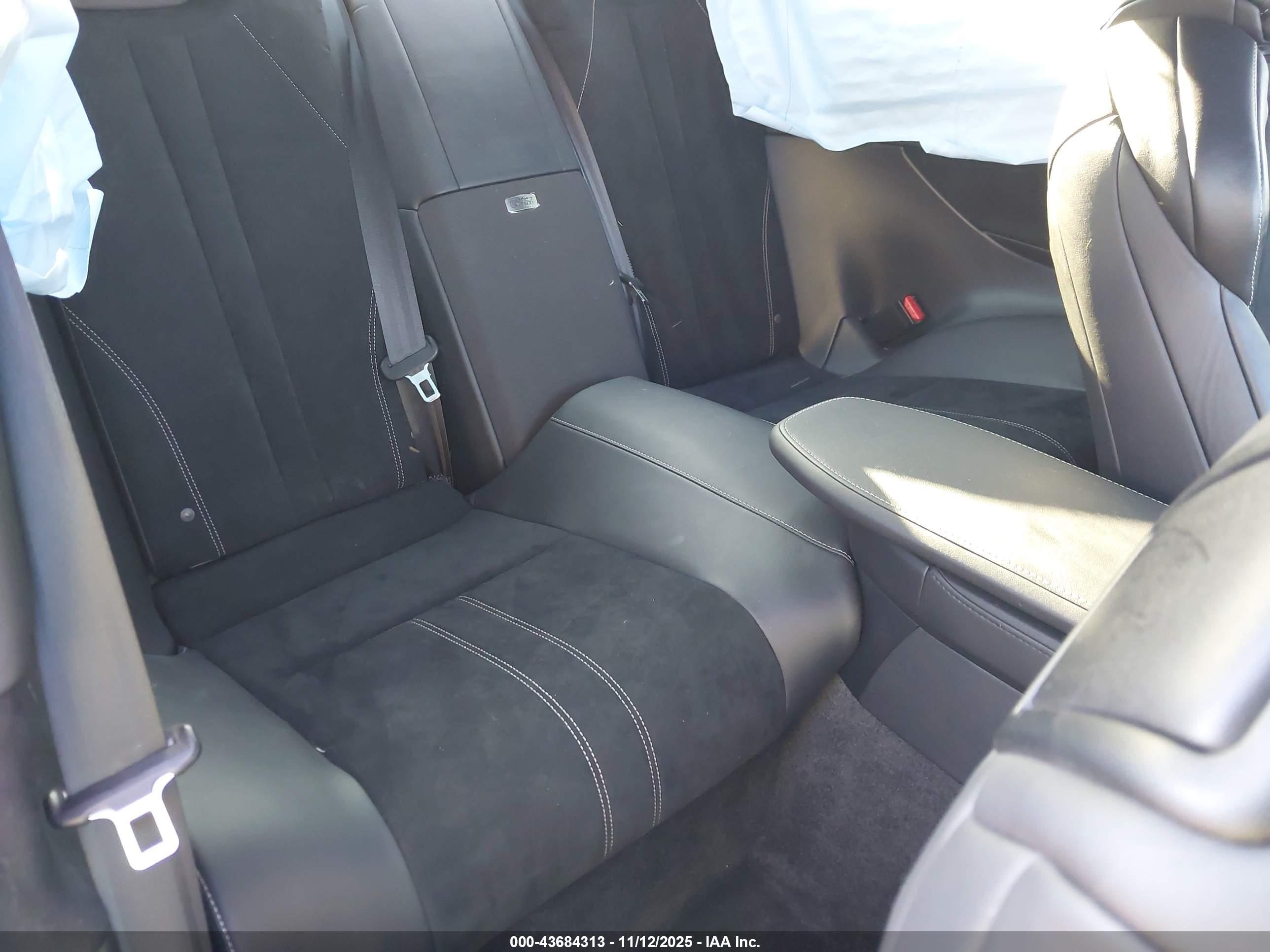 LEXUS LC image 8