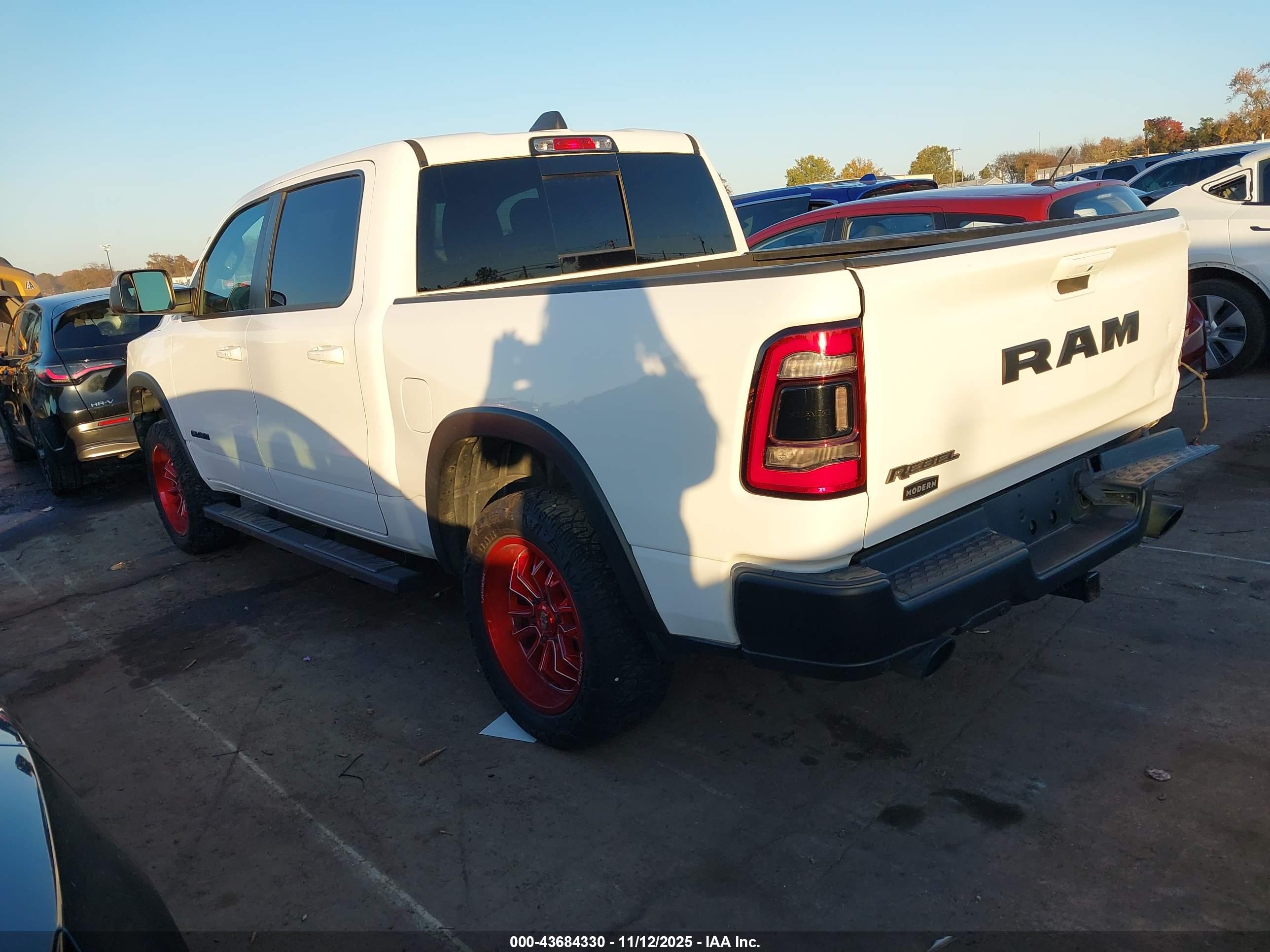 RAM 1500 image 3