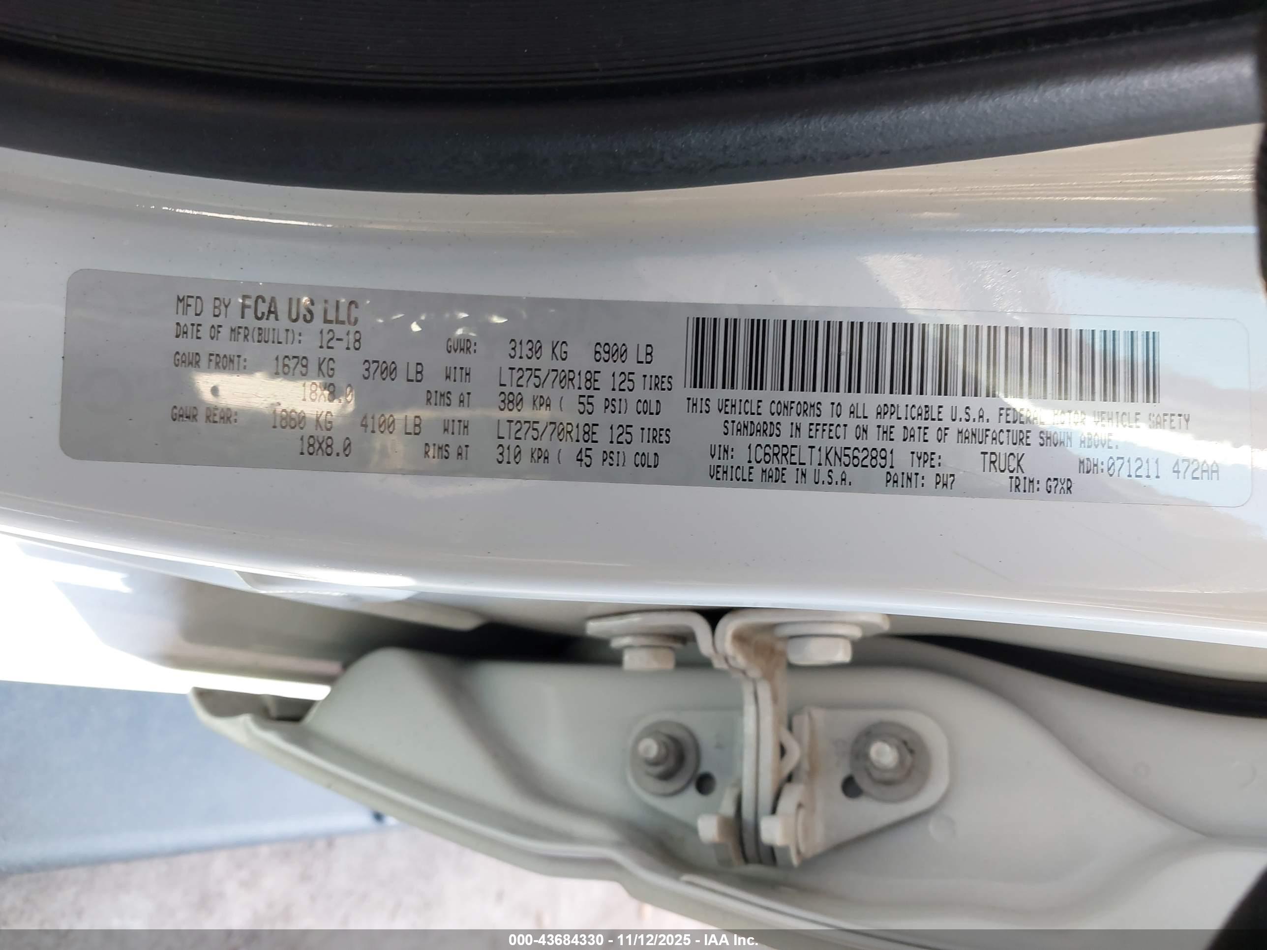 RAM 1500 image 9