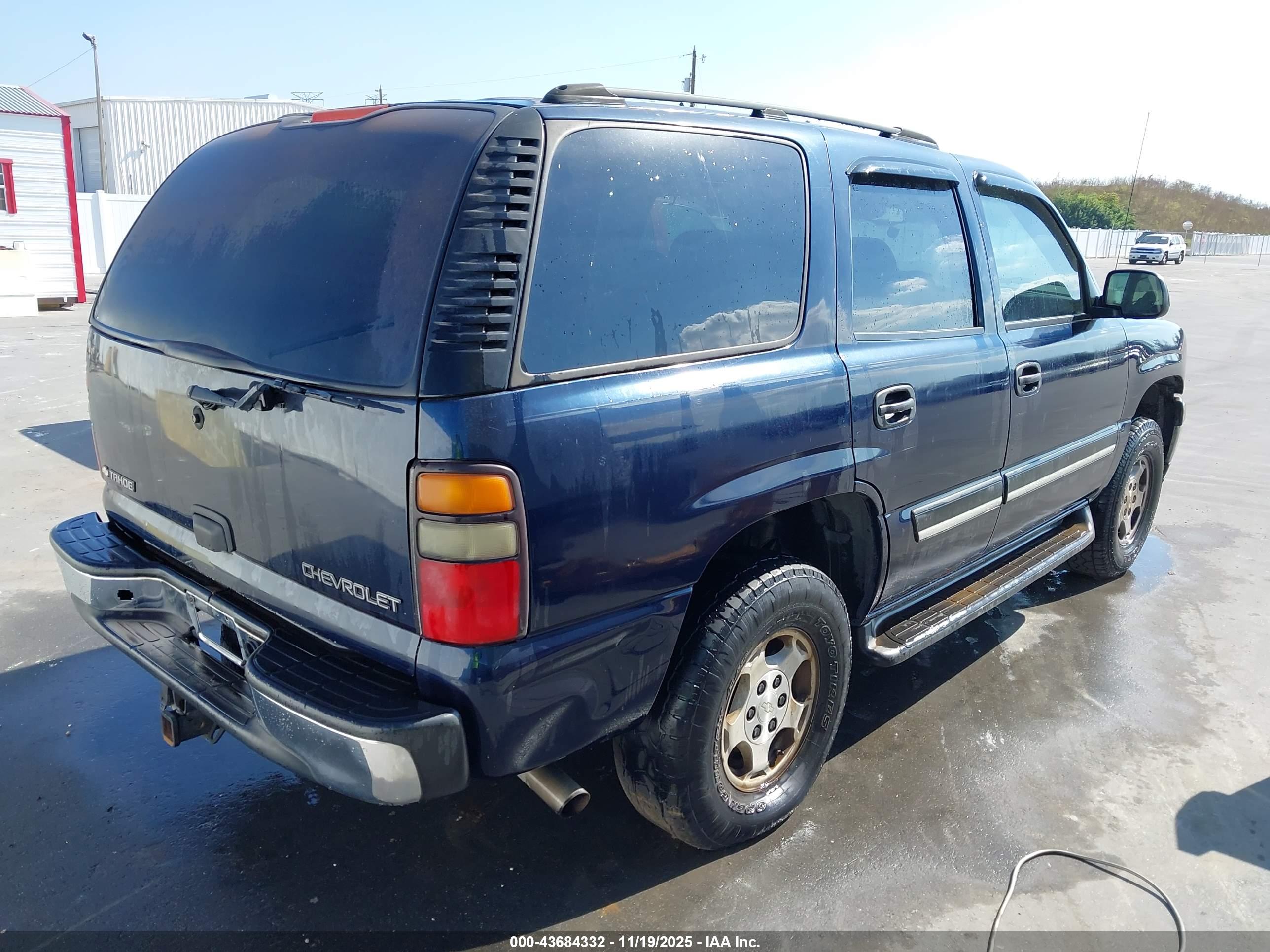 CHEVROLET TAHOE image 4