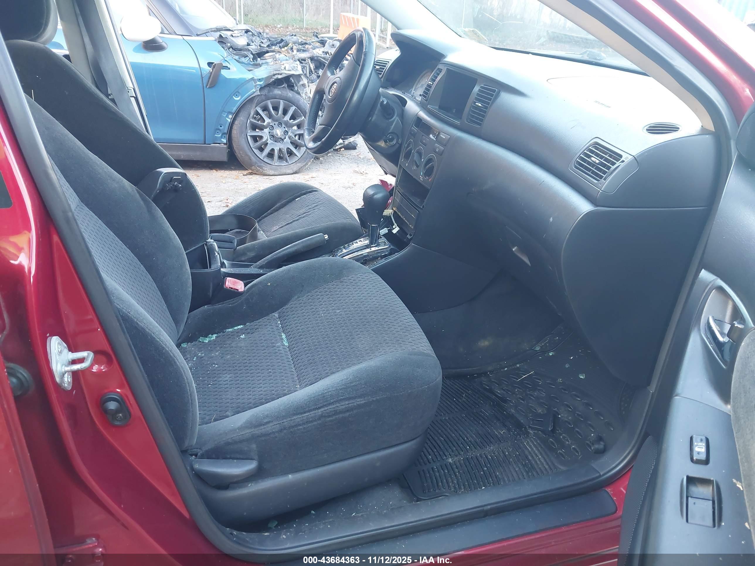 TOYOTA COROLLA image 5
