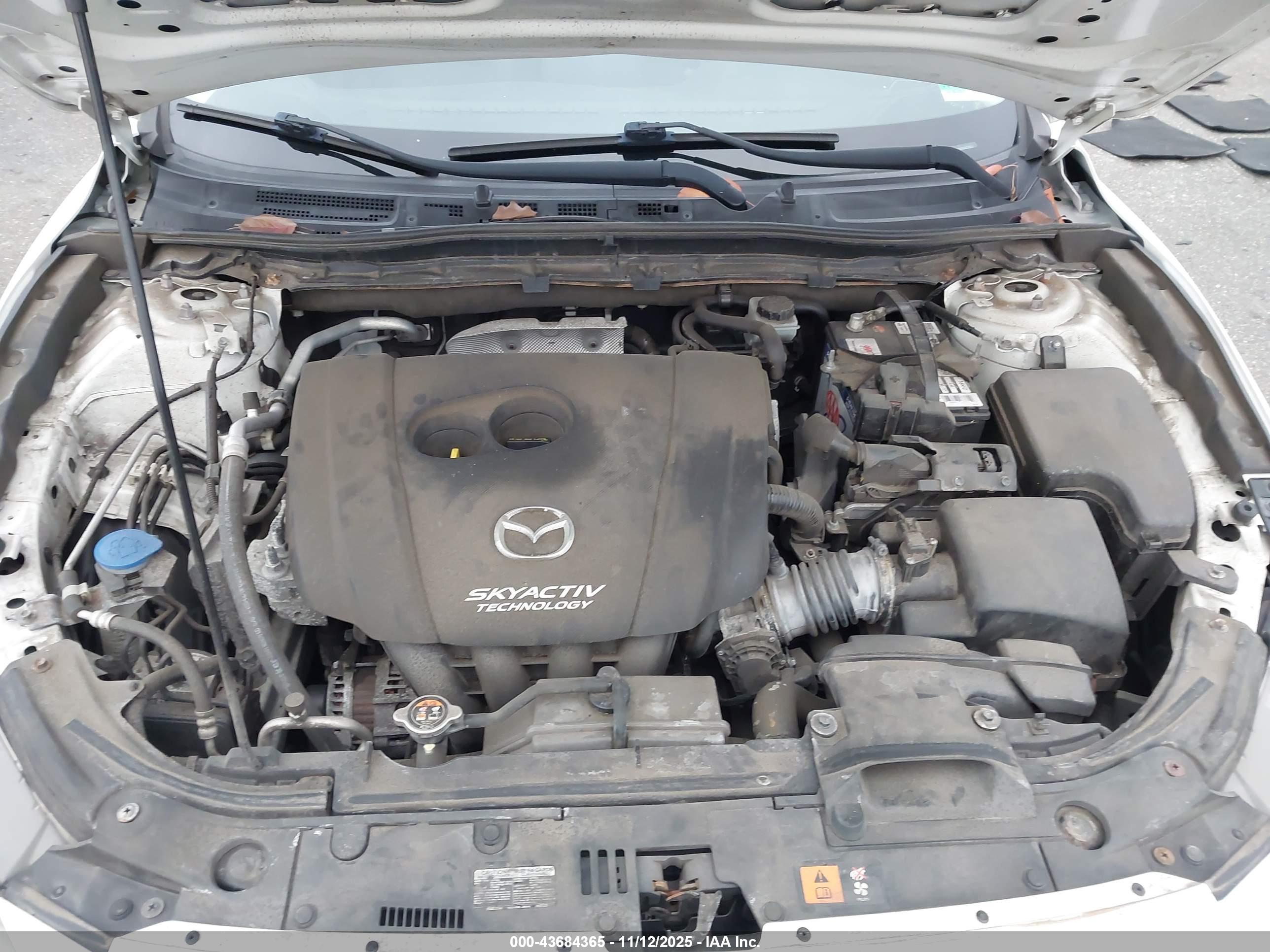 MAZDA MAZDA3 image 10