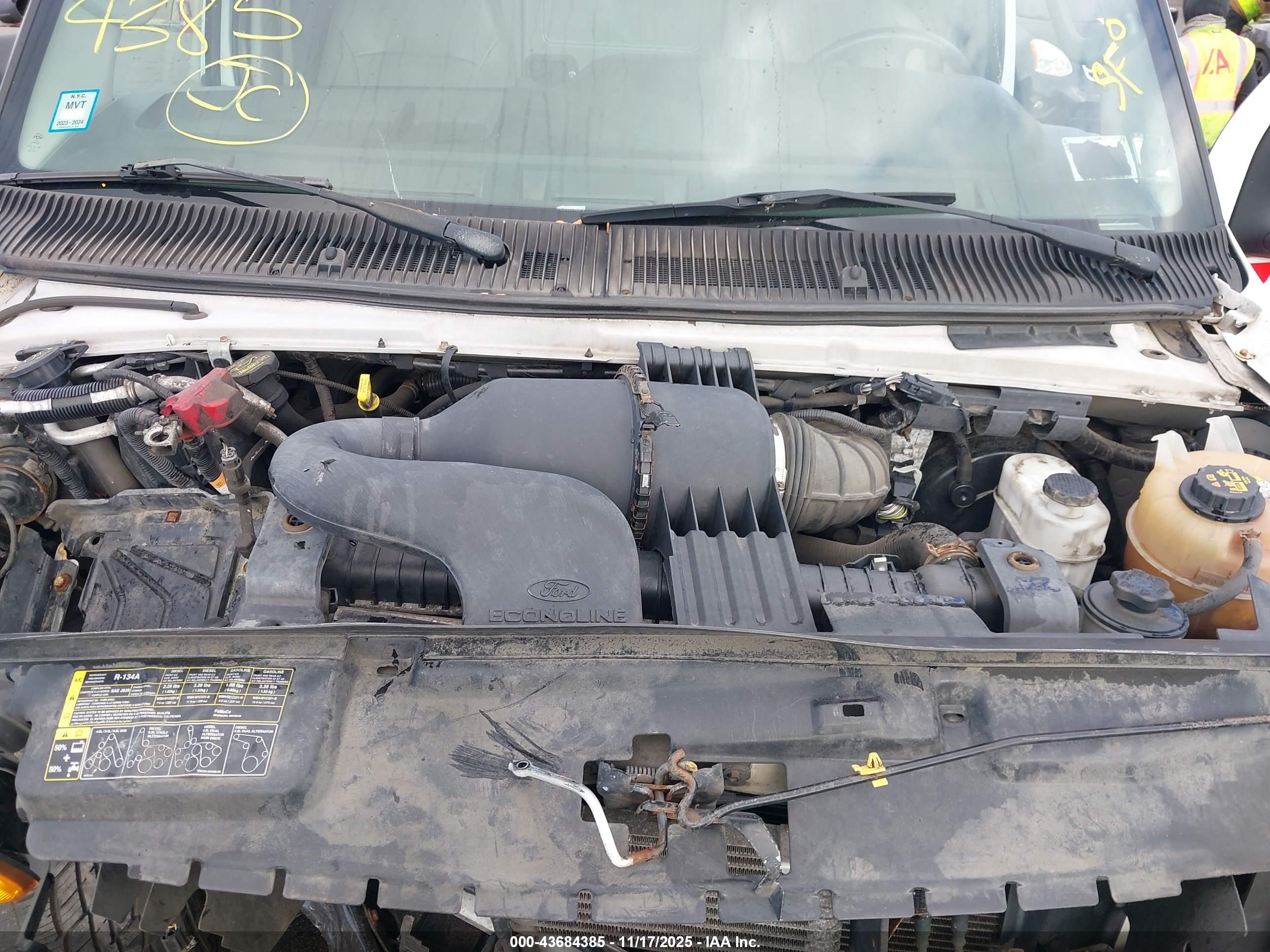 FORD E-350 image 10