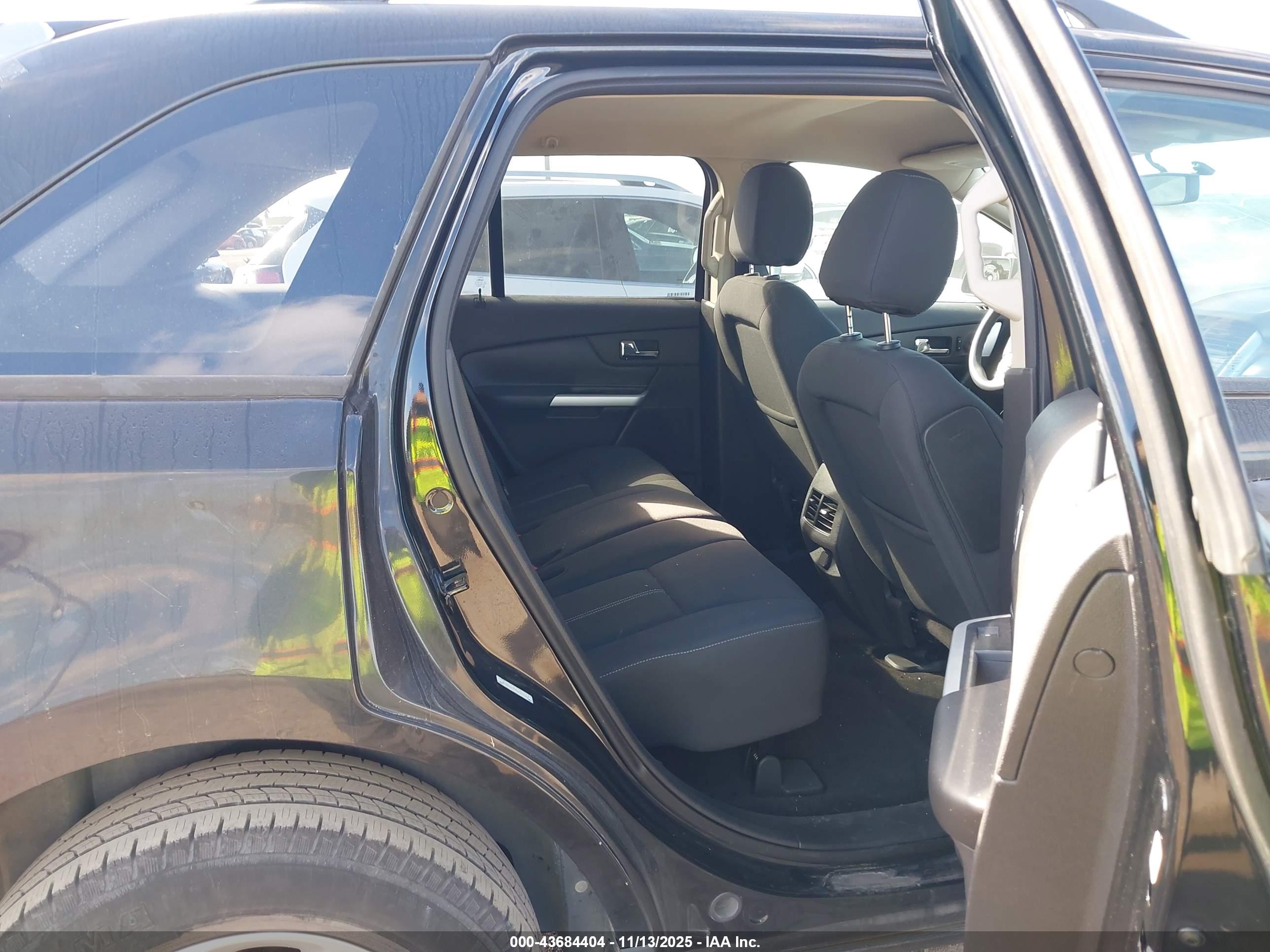 FORD EDGE image 8