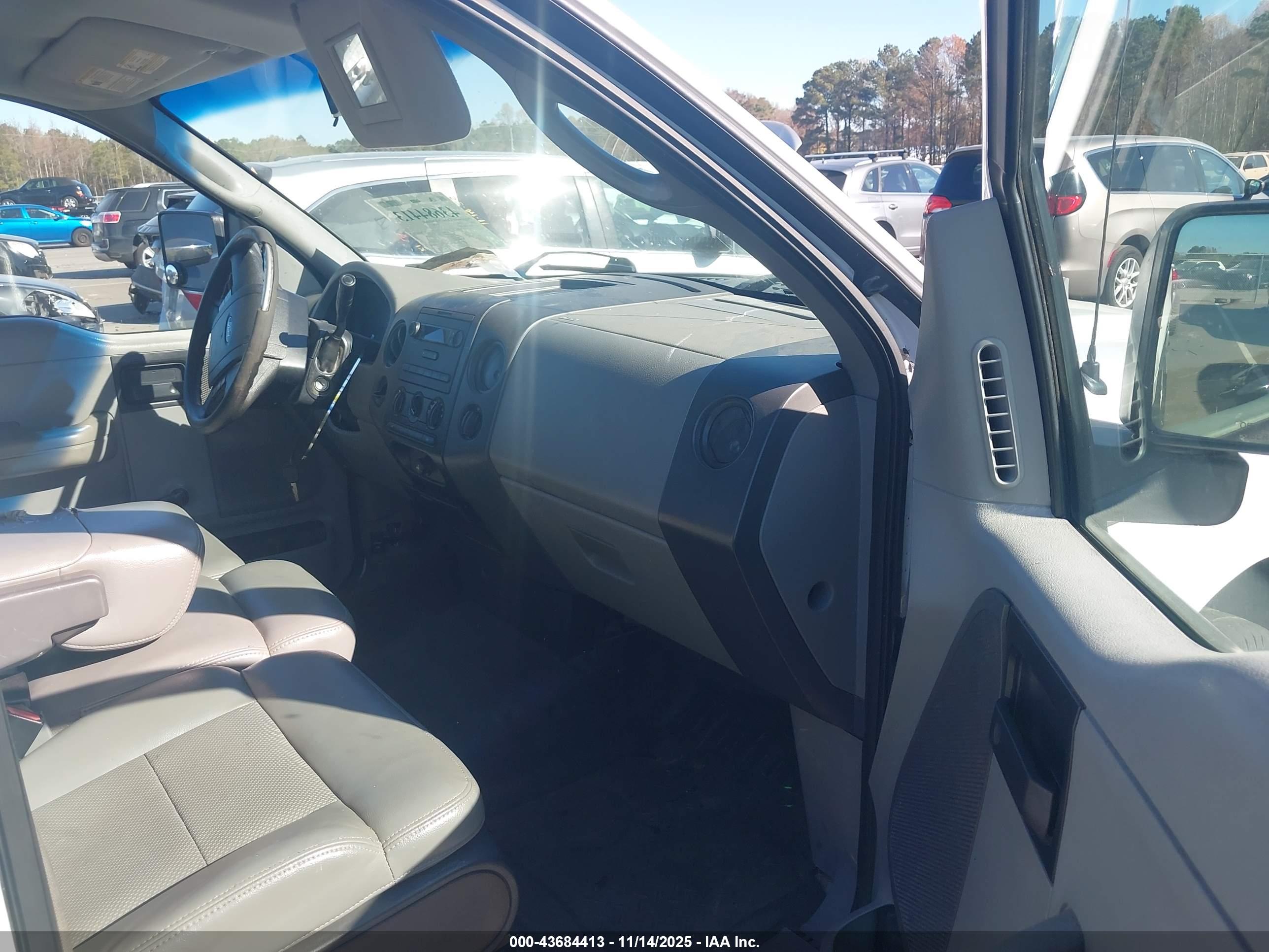 FORD F-150 image 5
