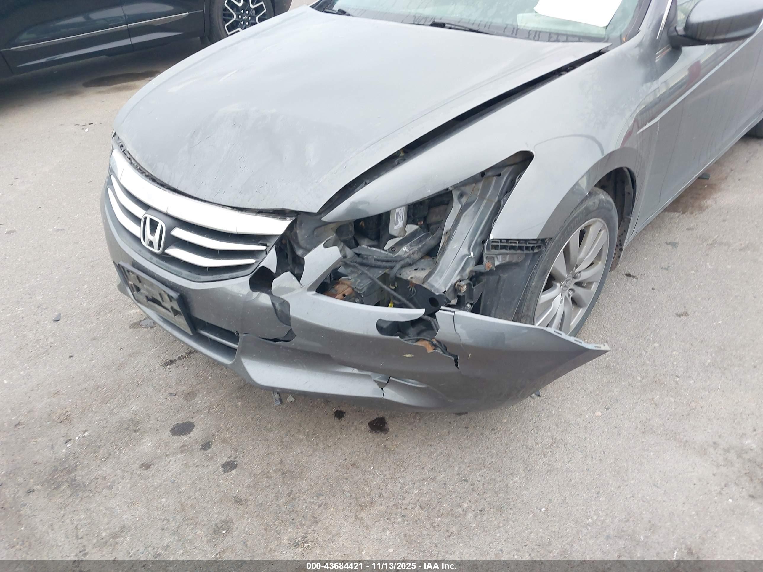 HONDA ACCORD image 6