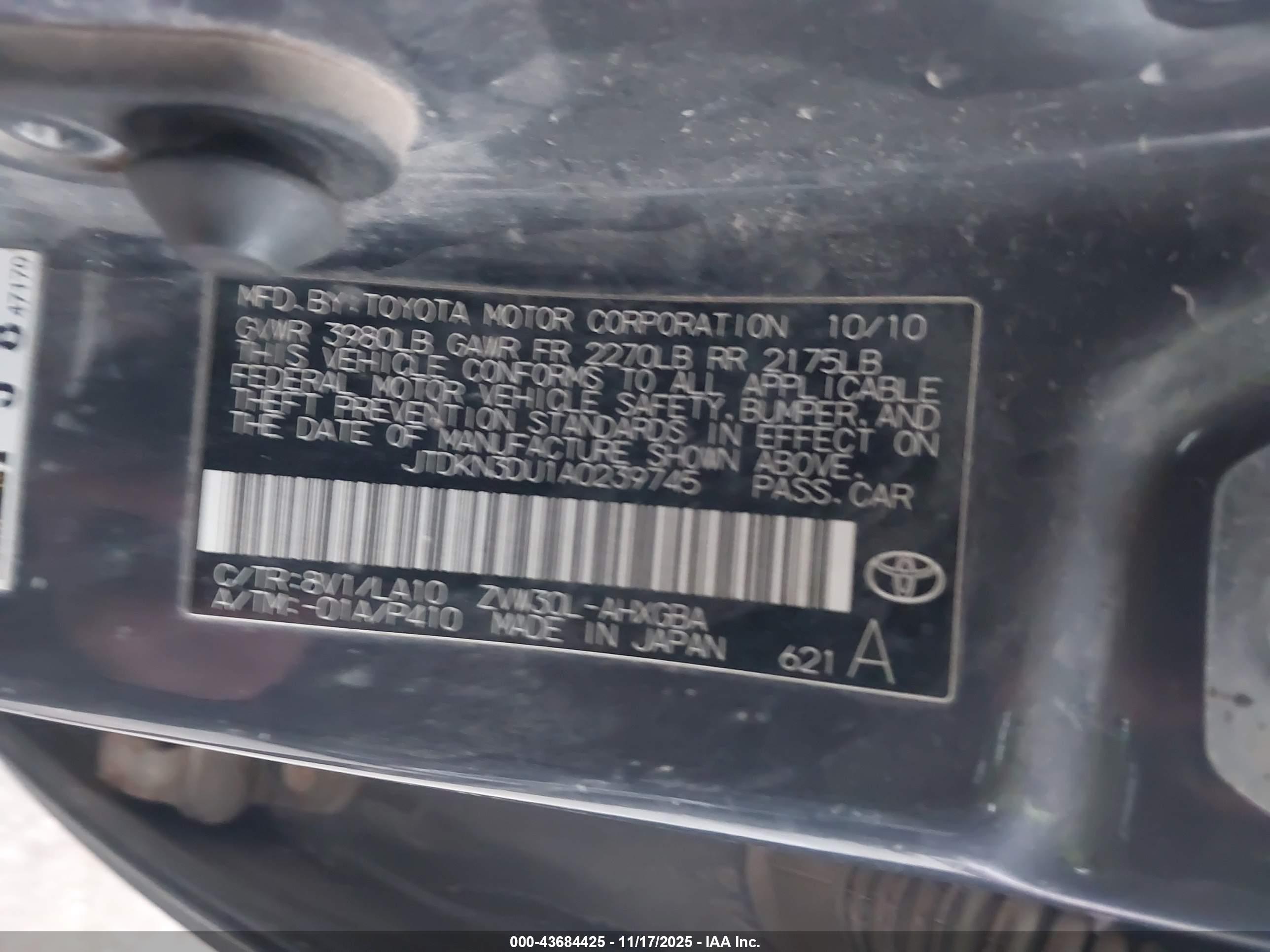 TOYOTA PRIUS image 9