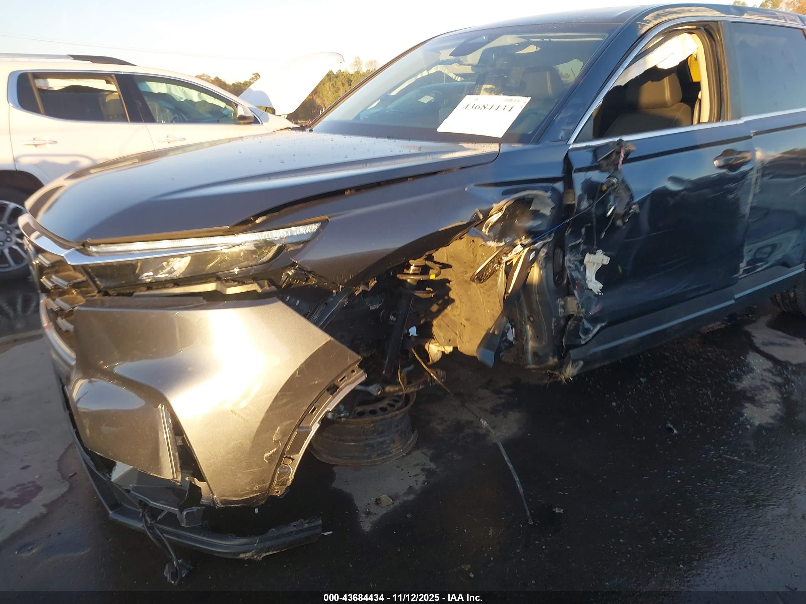 HONDA CR-V image 6