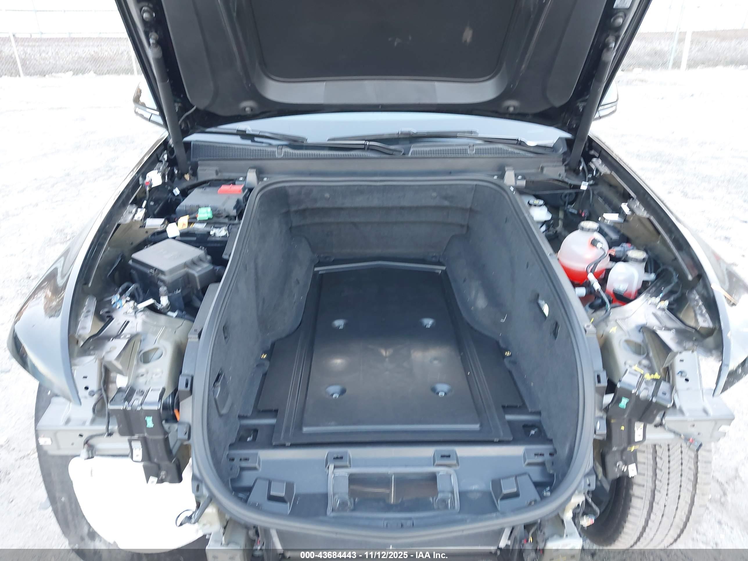 CADILLAC ESCALADE image 10
