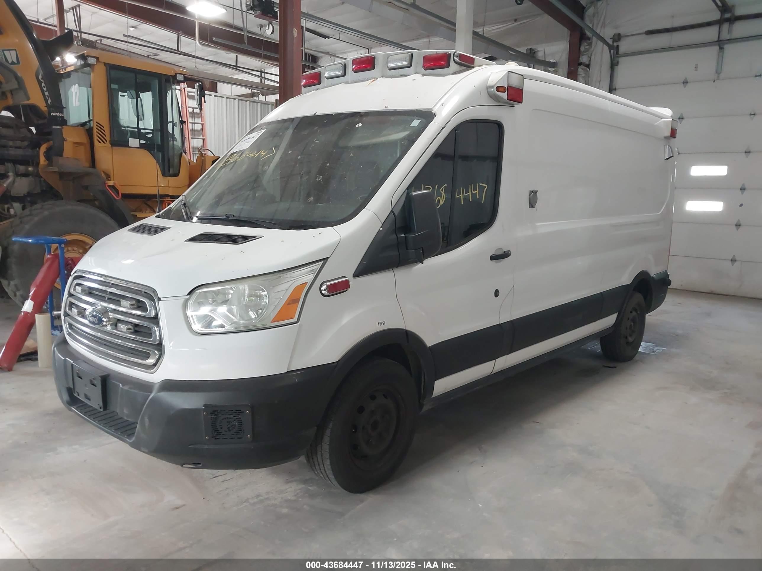 FORD TRANSIT-250 image 2