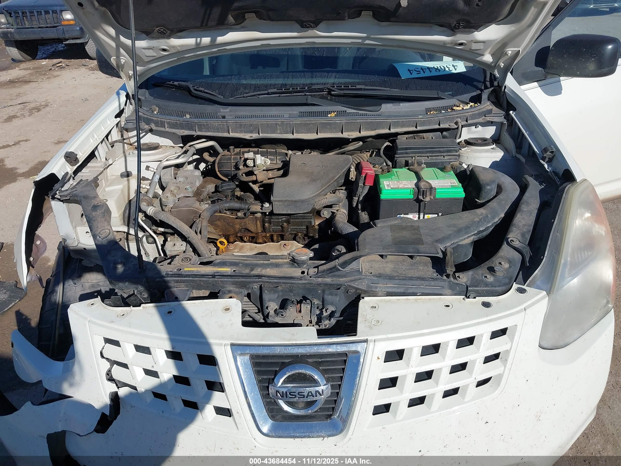 NISSAN ROGUE image 10