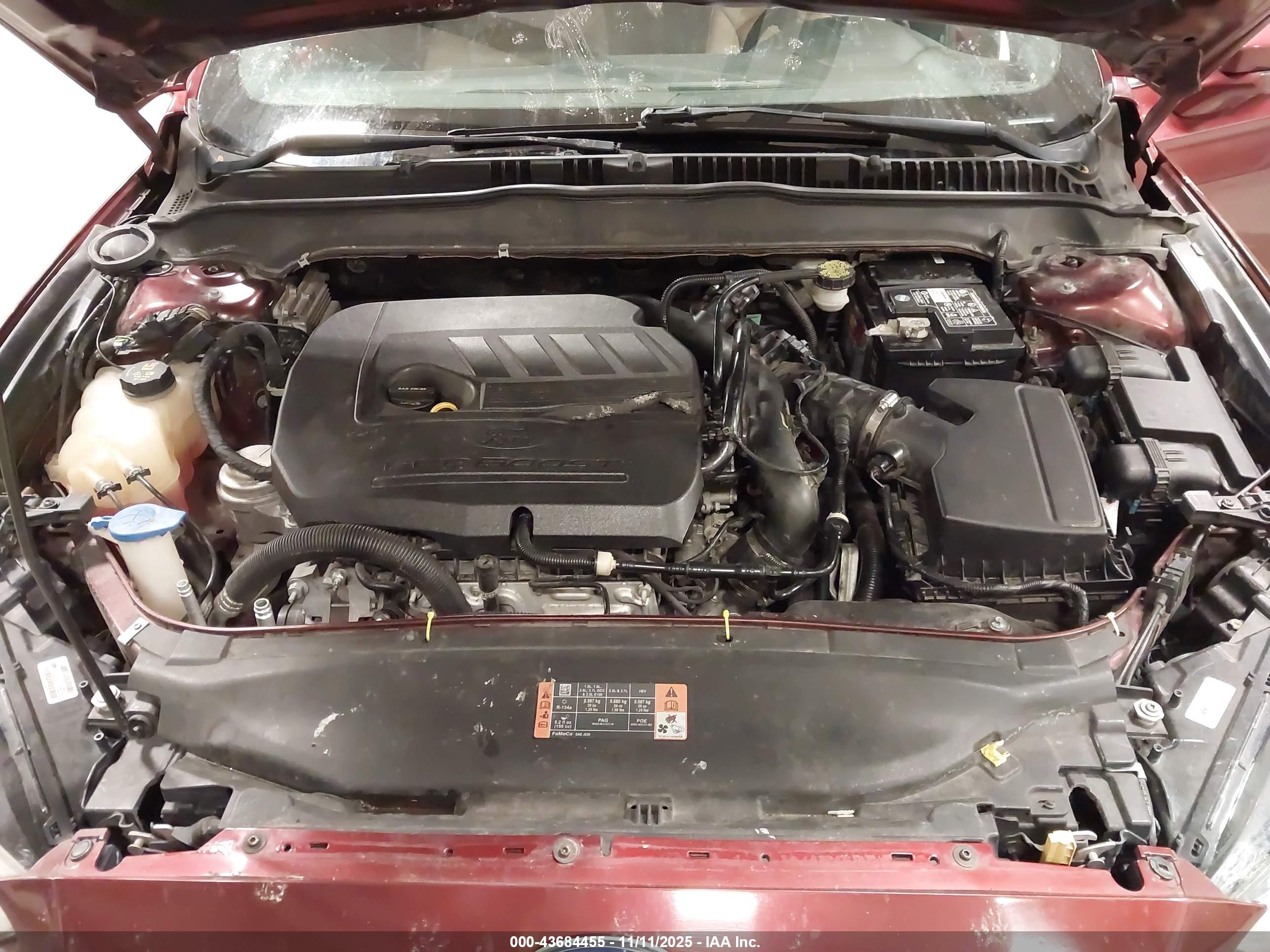 FORD FUSION image 10