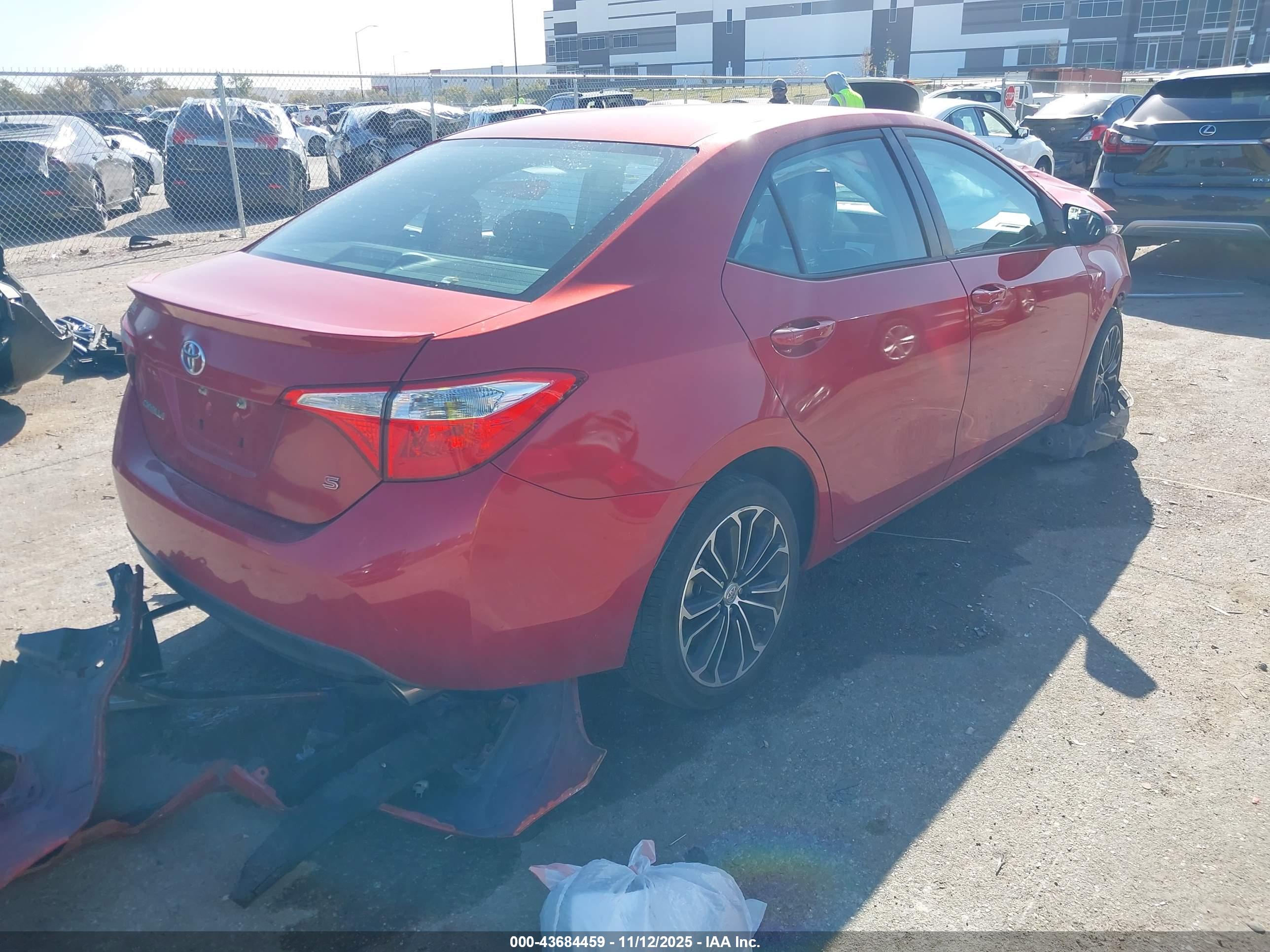 TOYOTA COROLLA image 4