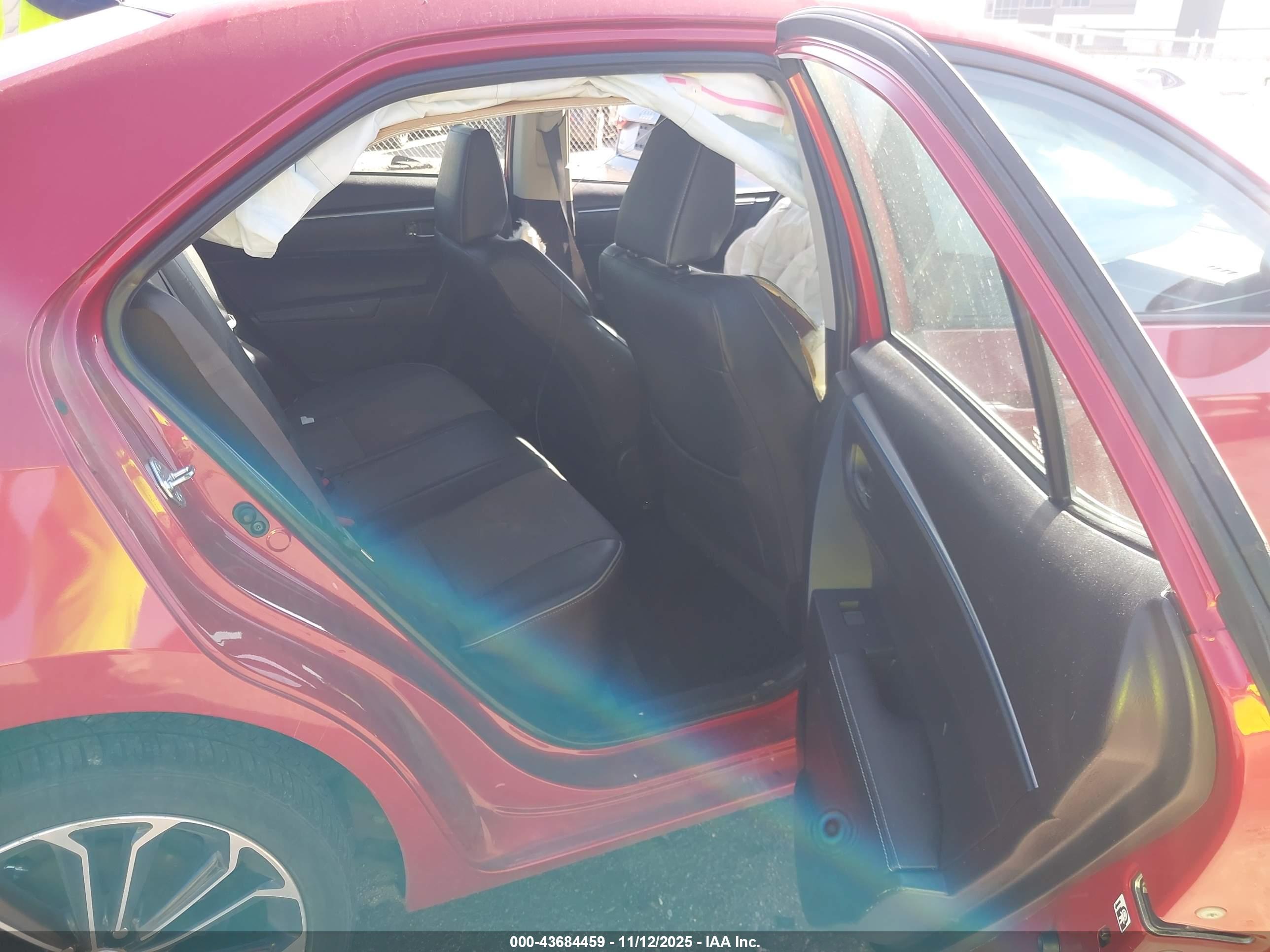 TOYOTA COROLLA image 8