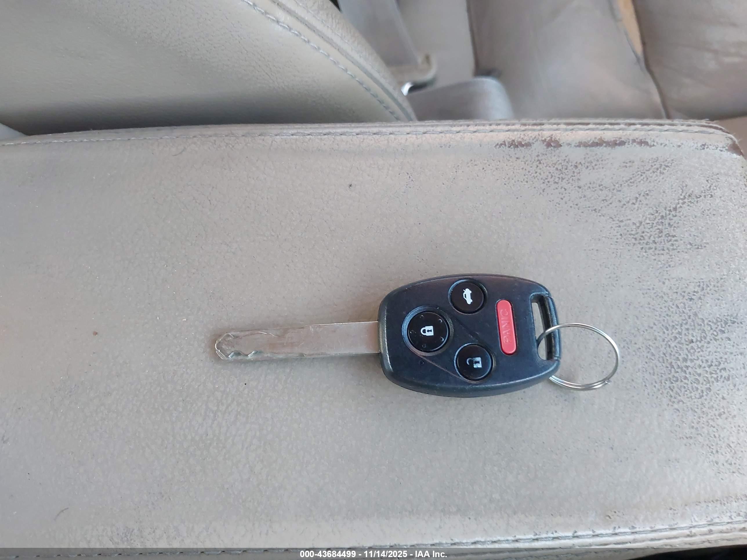 HONDA ACCORD image 11