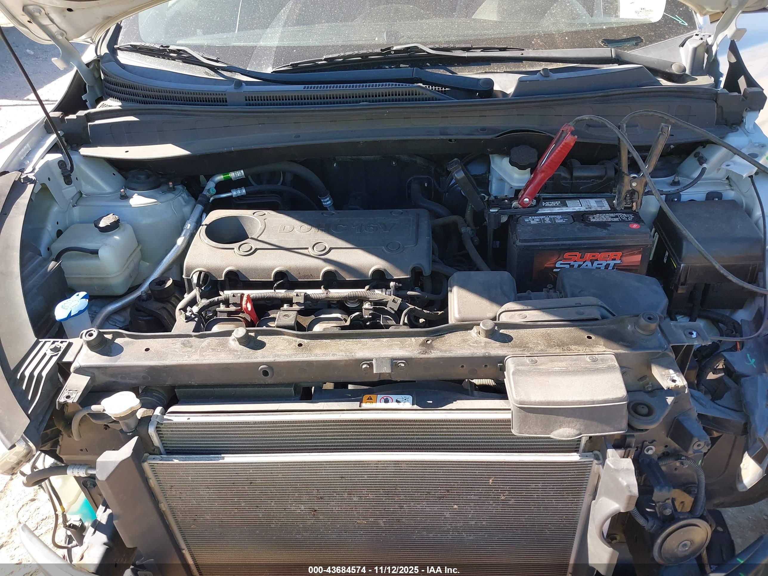 HYUNDAI TUCSON image 10