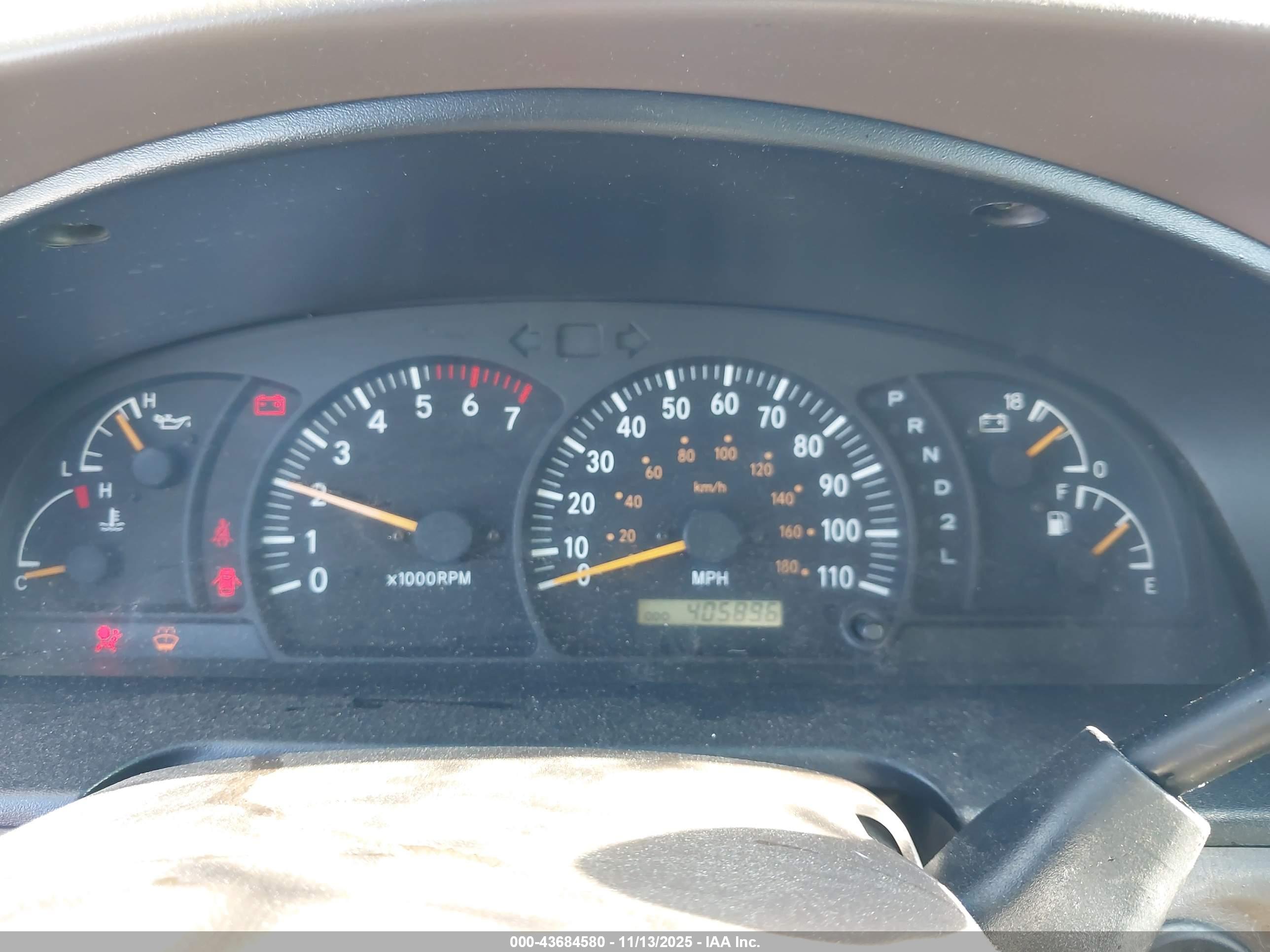 TOYOTA TUNDRA image 7