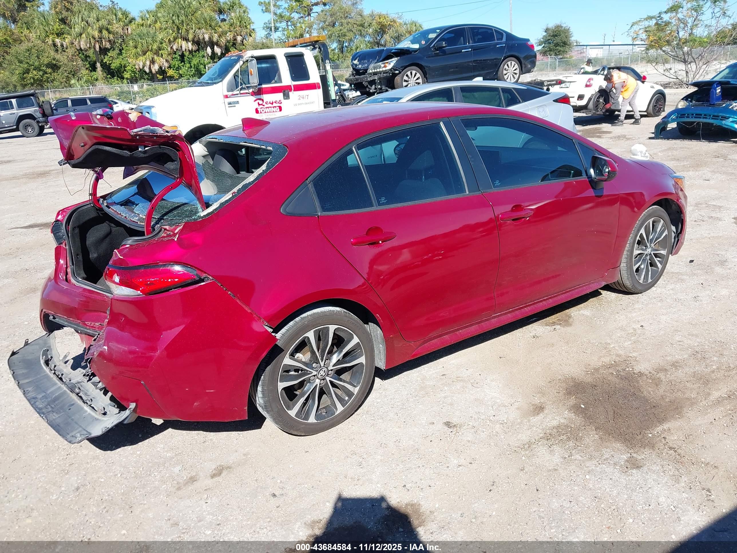 TOYOTA COROLLA image 4