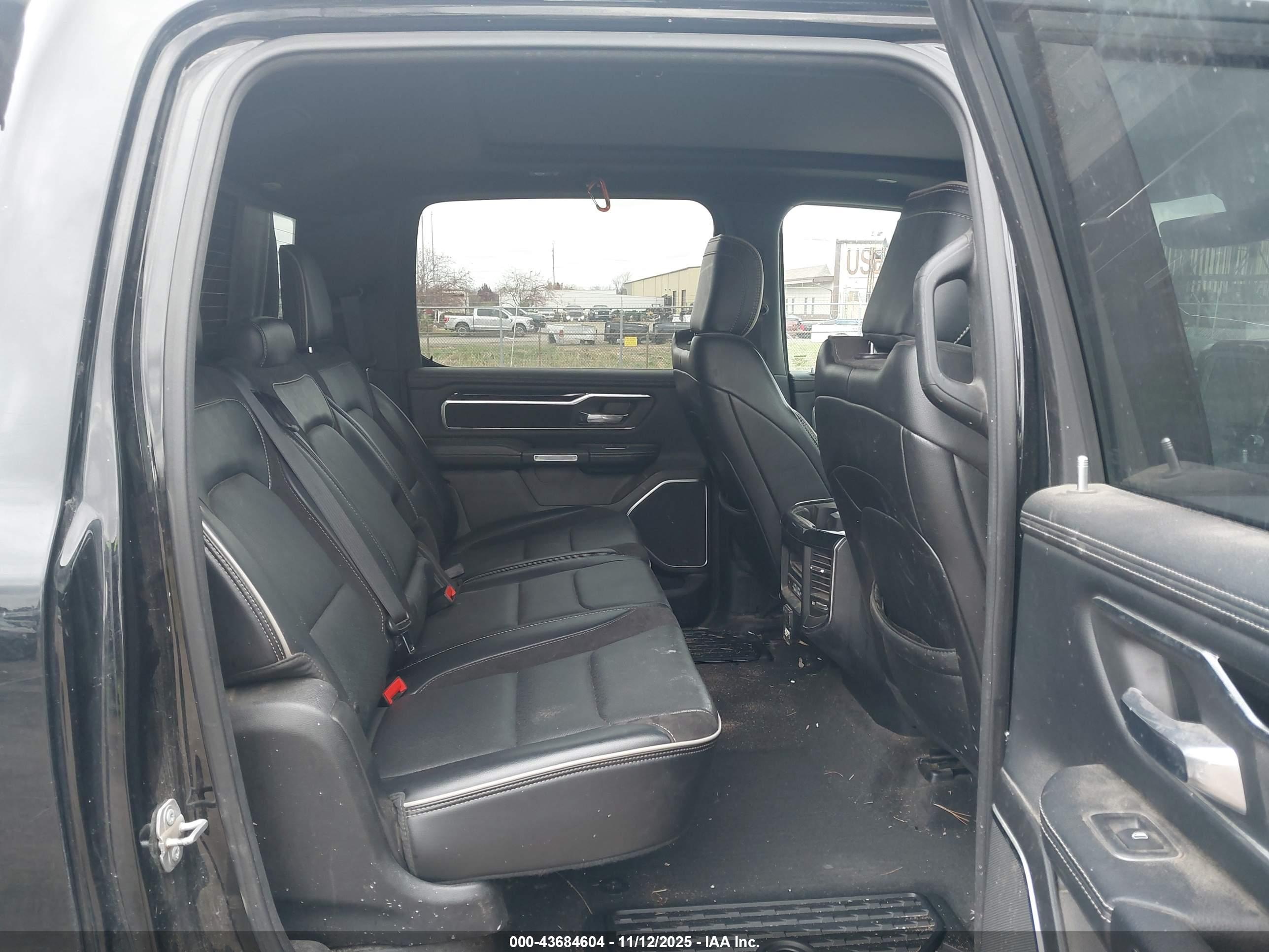 RAM 1500 image 8