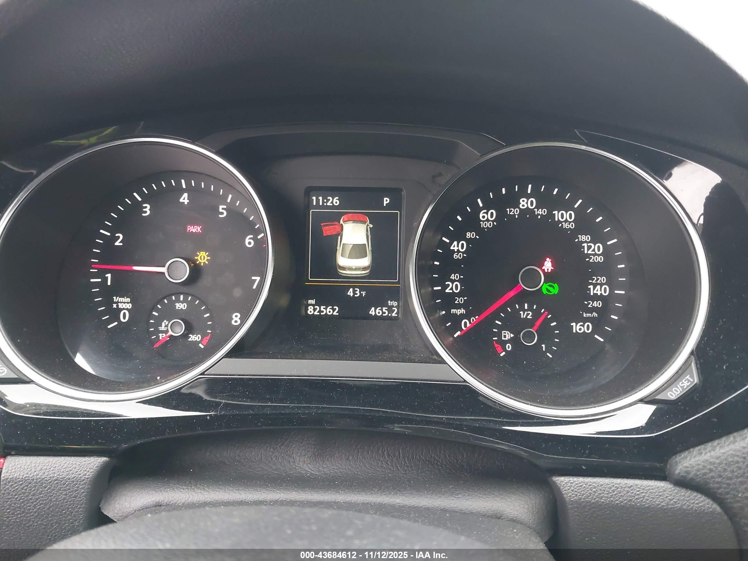 VOLKSWAGEN JETTA image 7
