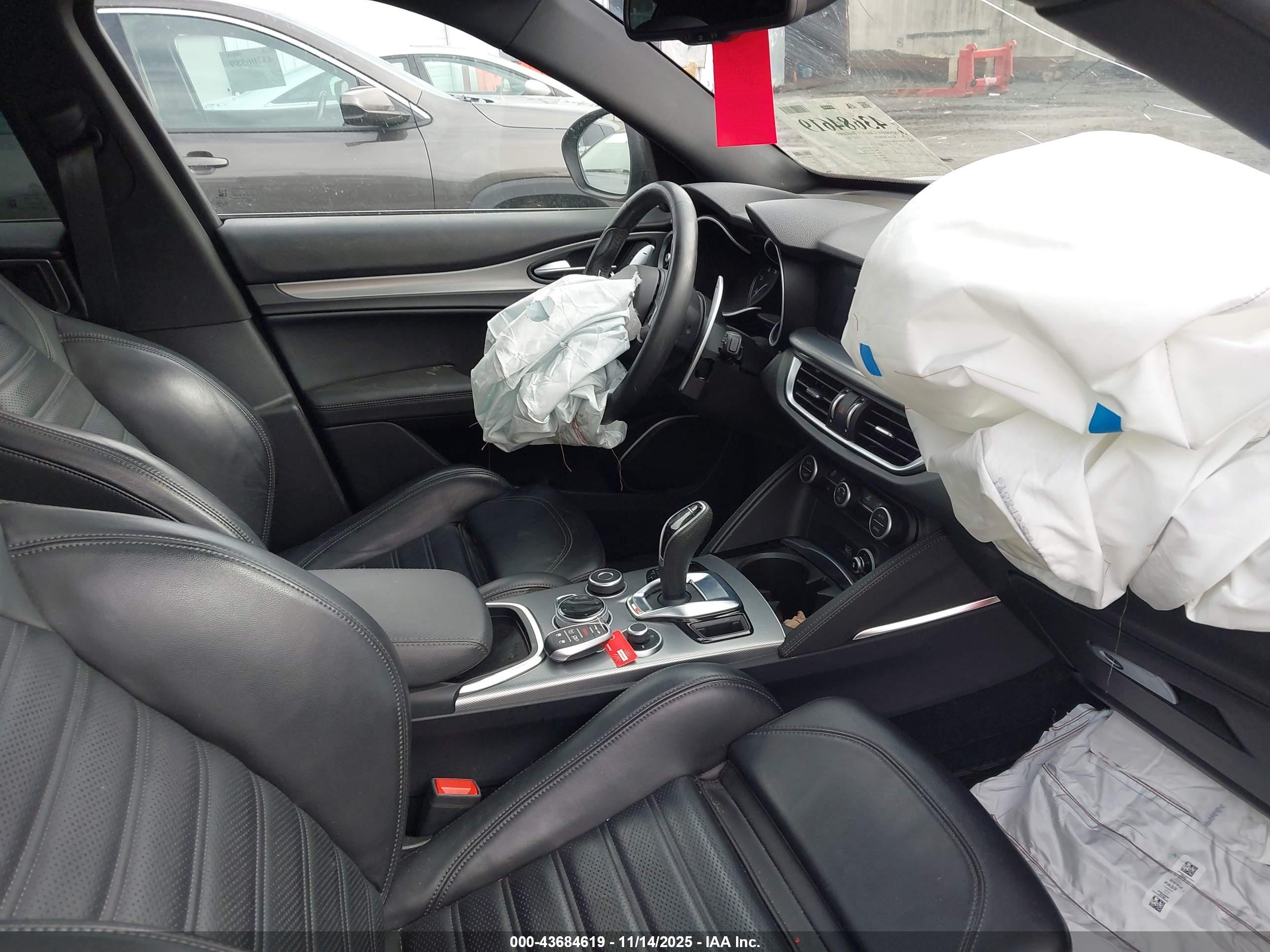 ALFA ROMEO image 5