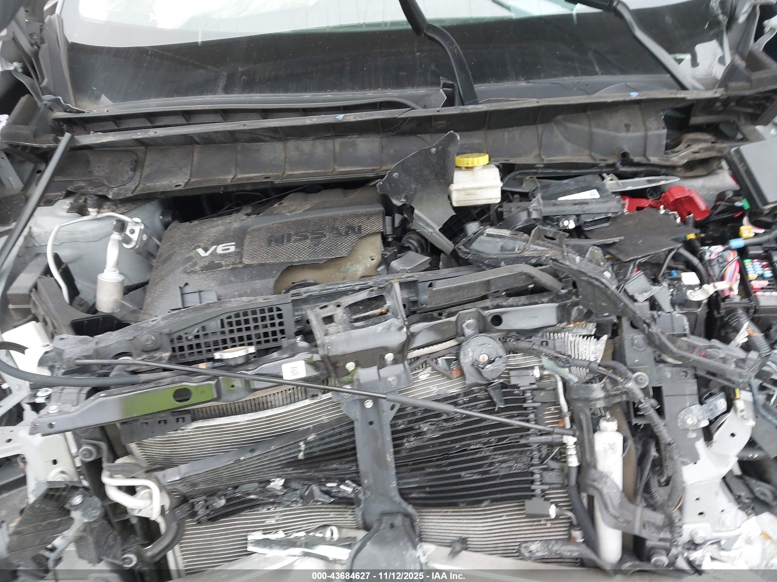 NISSAN PATHFINDER image 10