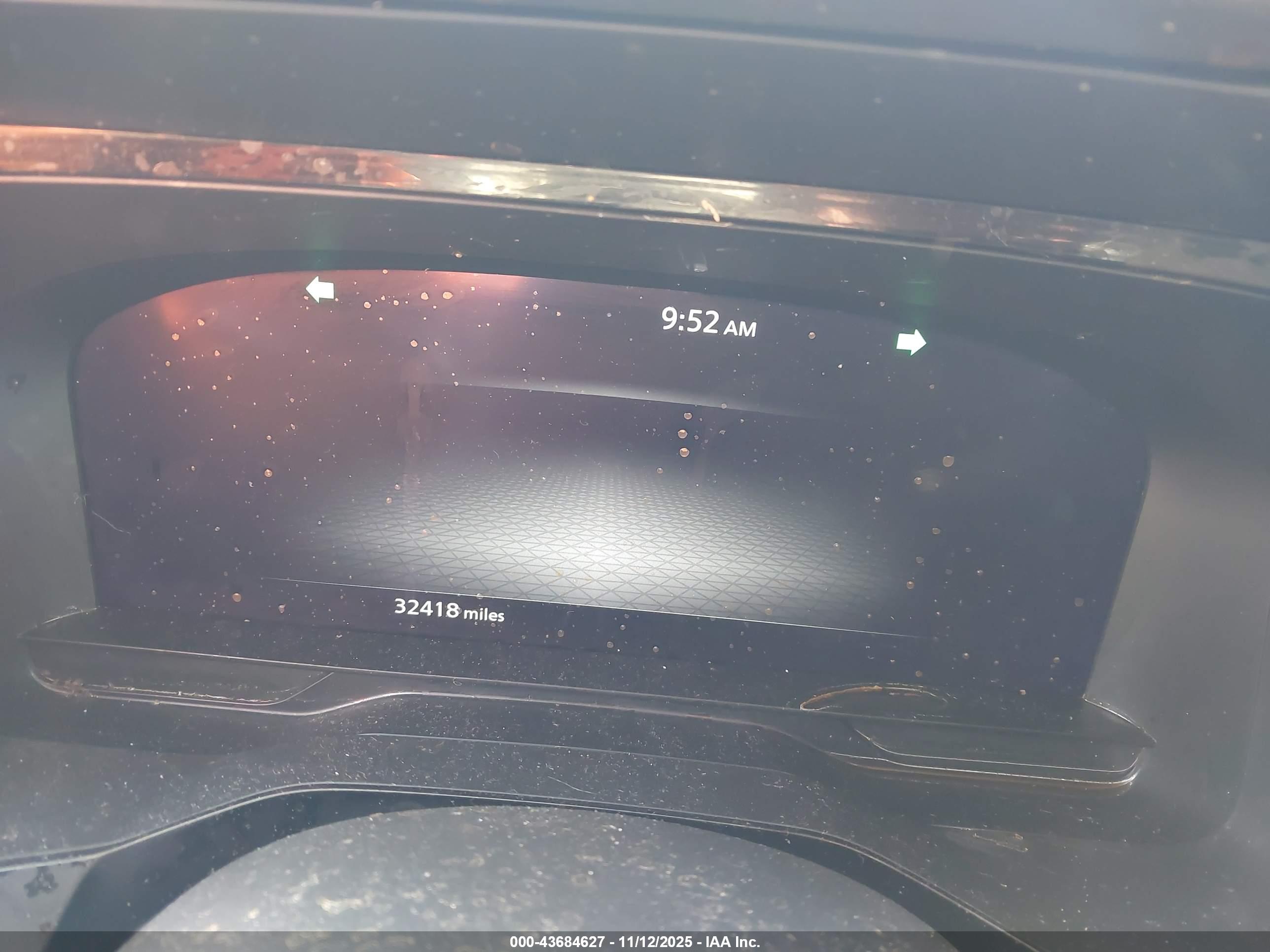 NISSAN PATHFINDER image 7
