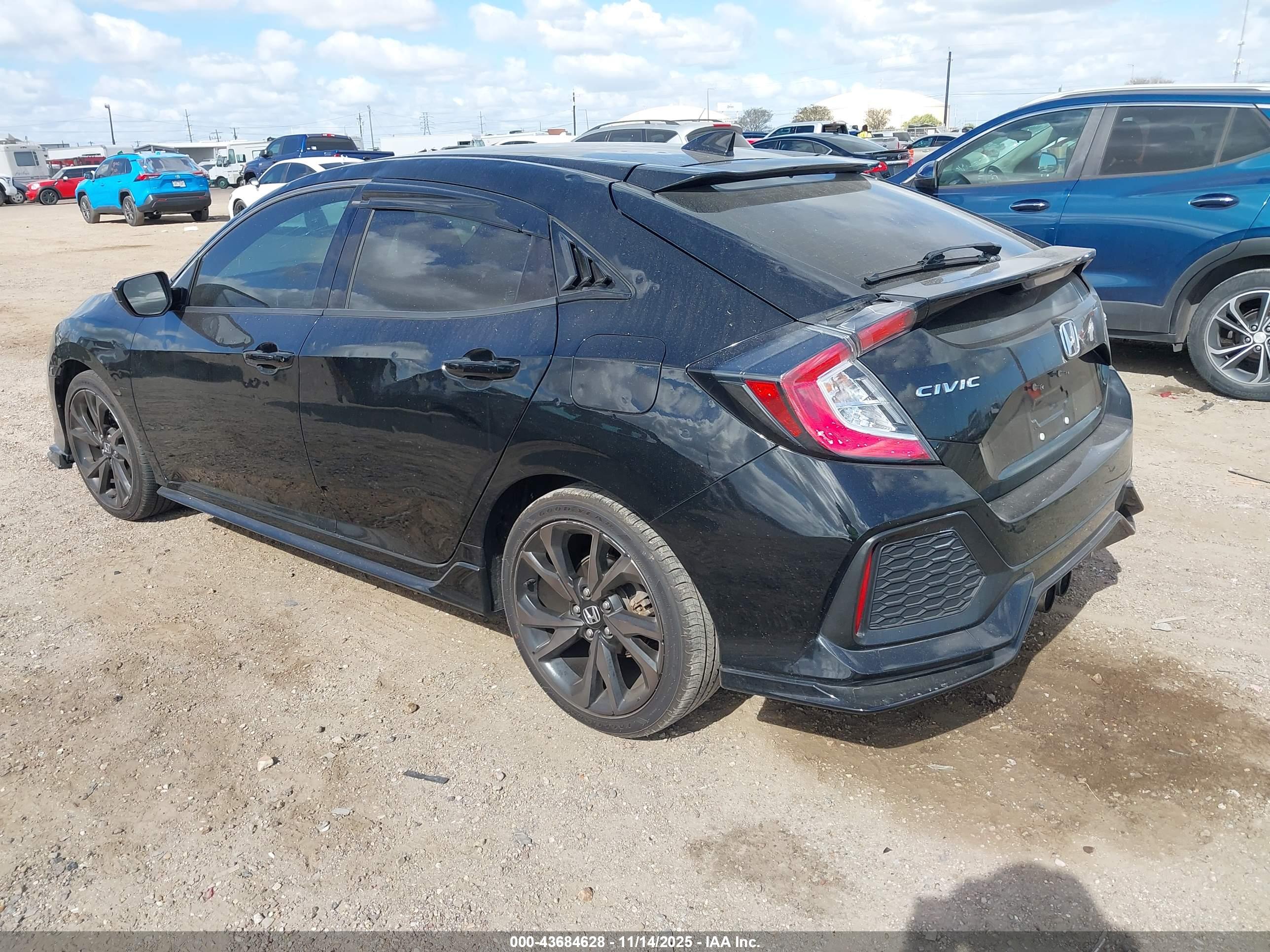 HONDA CIVIC image 3