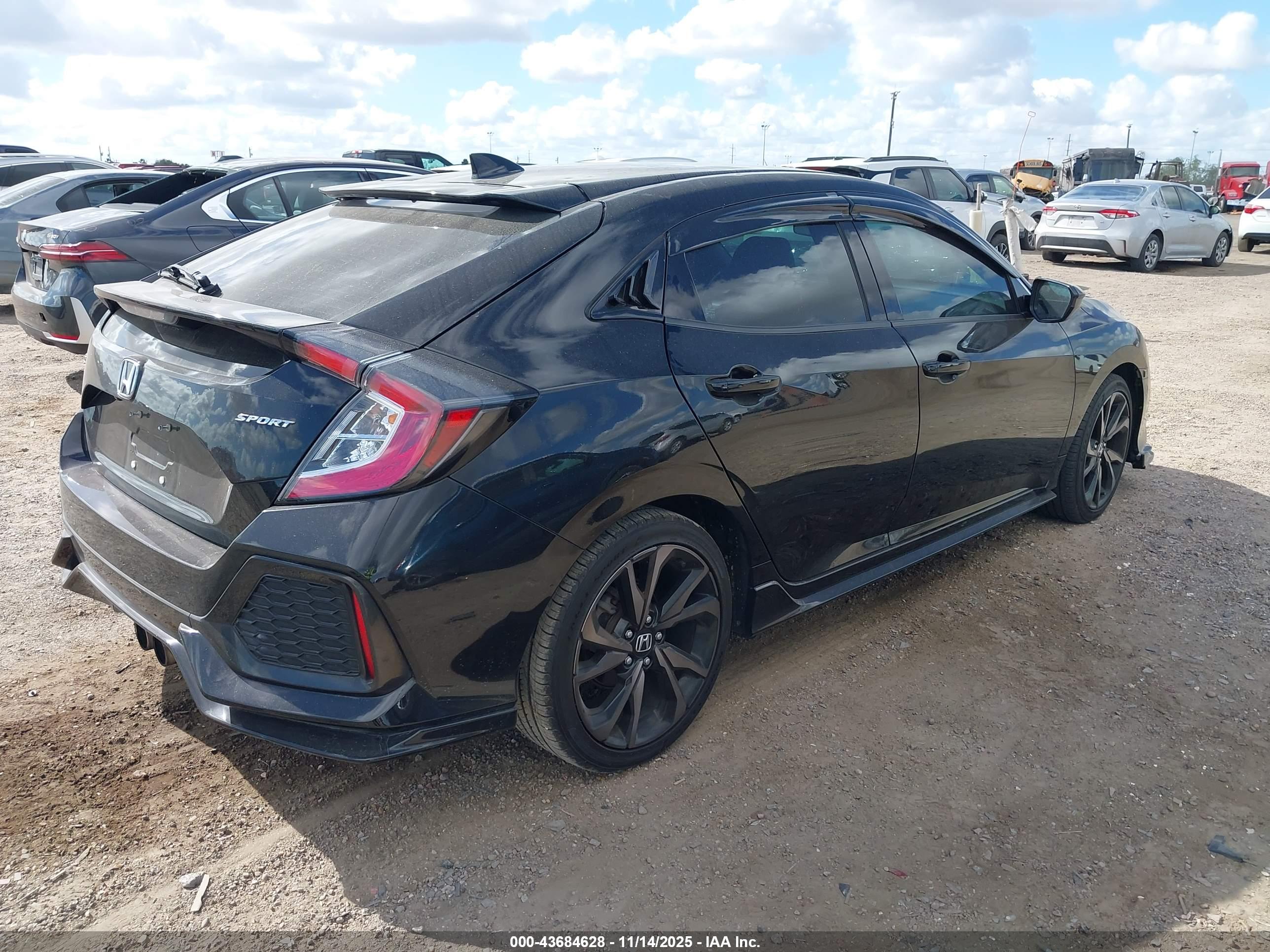 HONDA CIVIC image 4