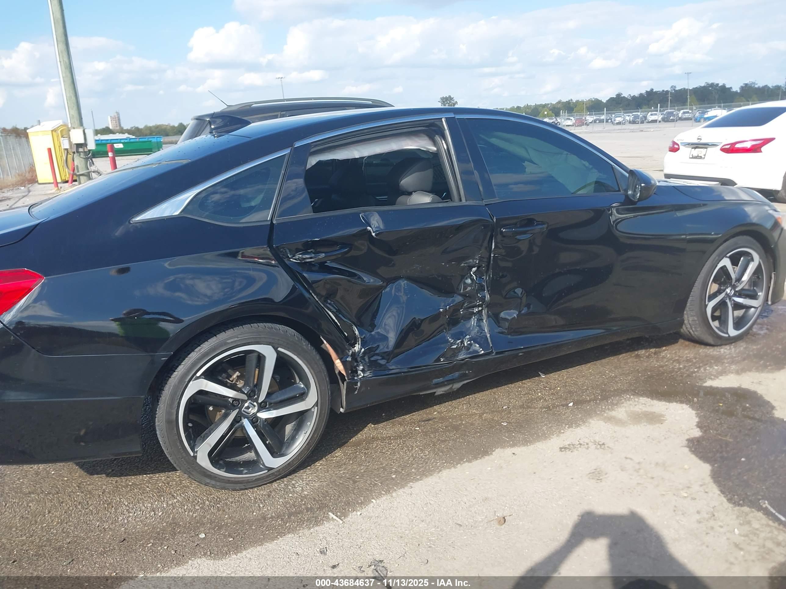 HONDA ACCORD image 6