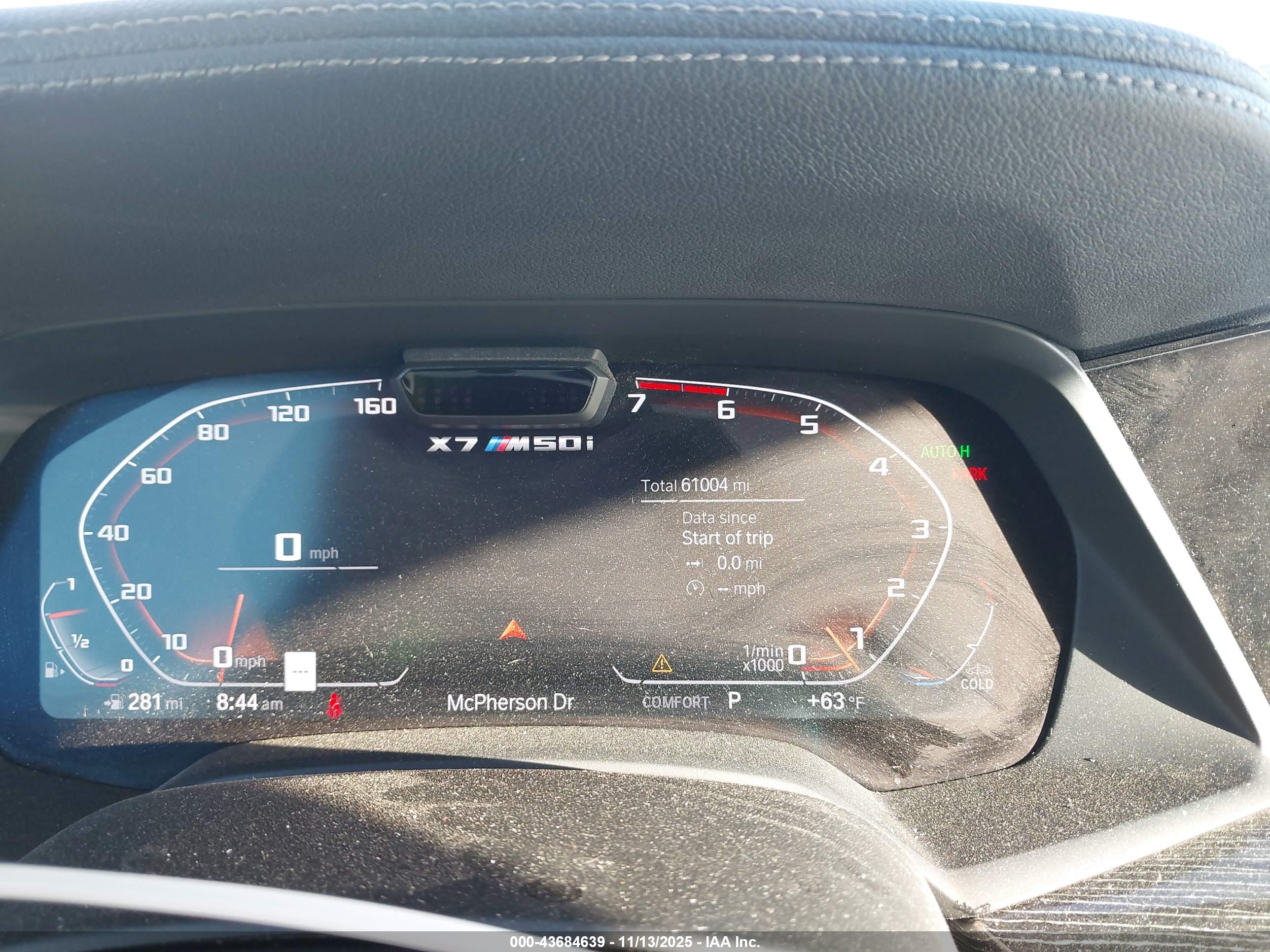 BMW X7 image 7