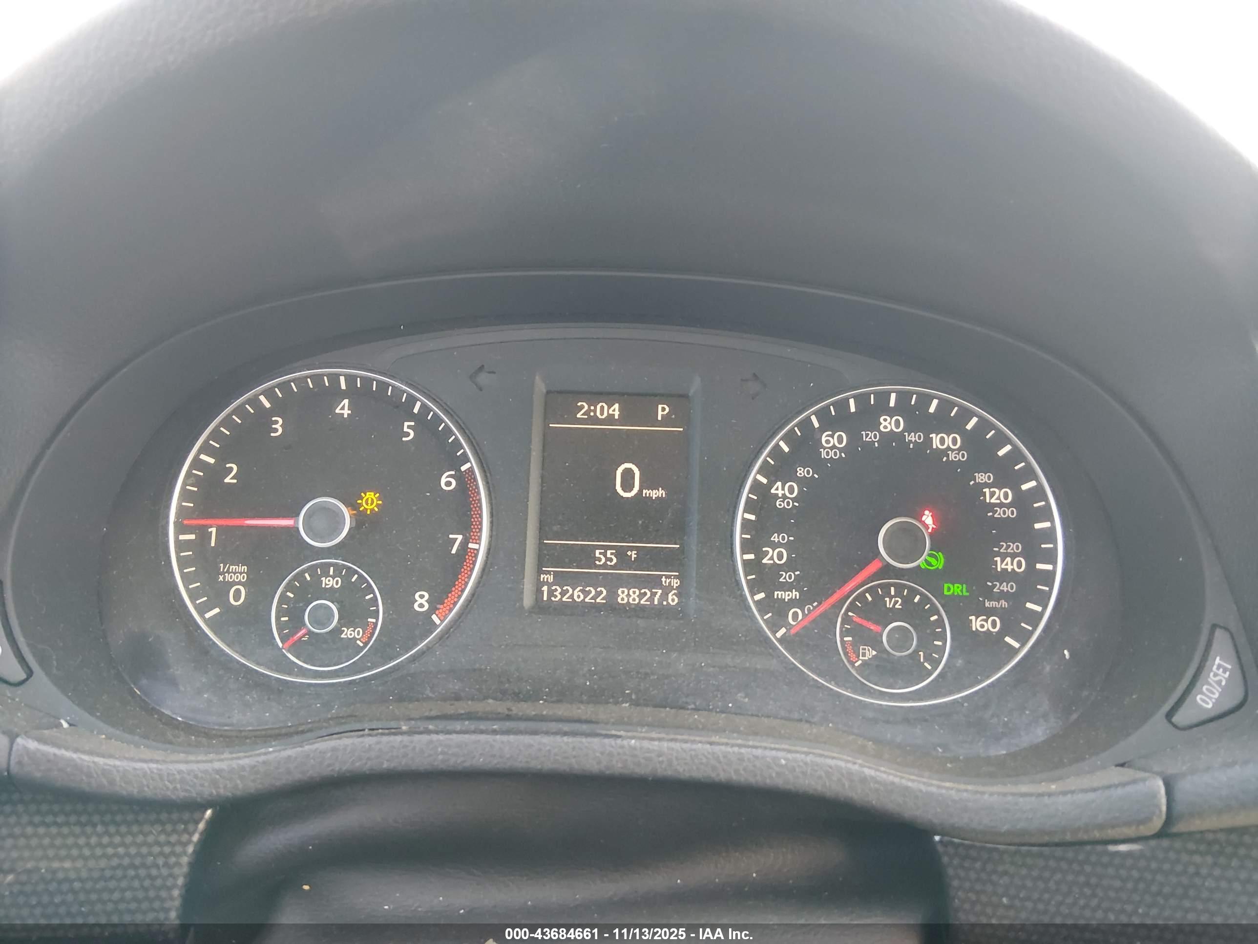 VOLKSWAGEN PASSAT image 7