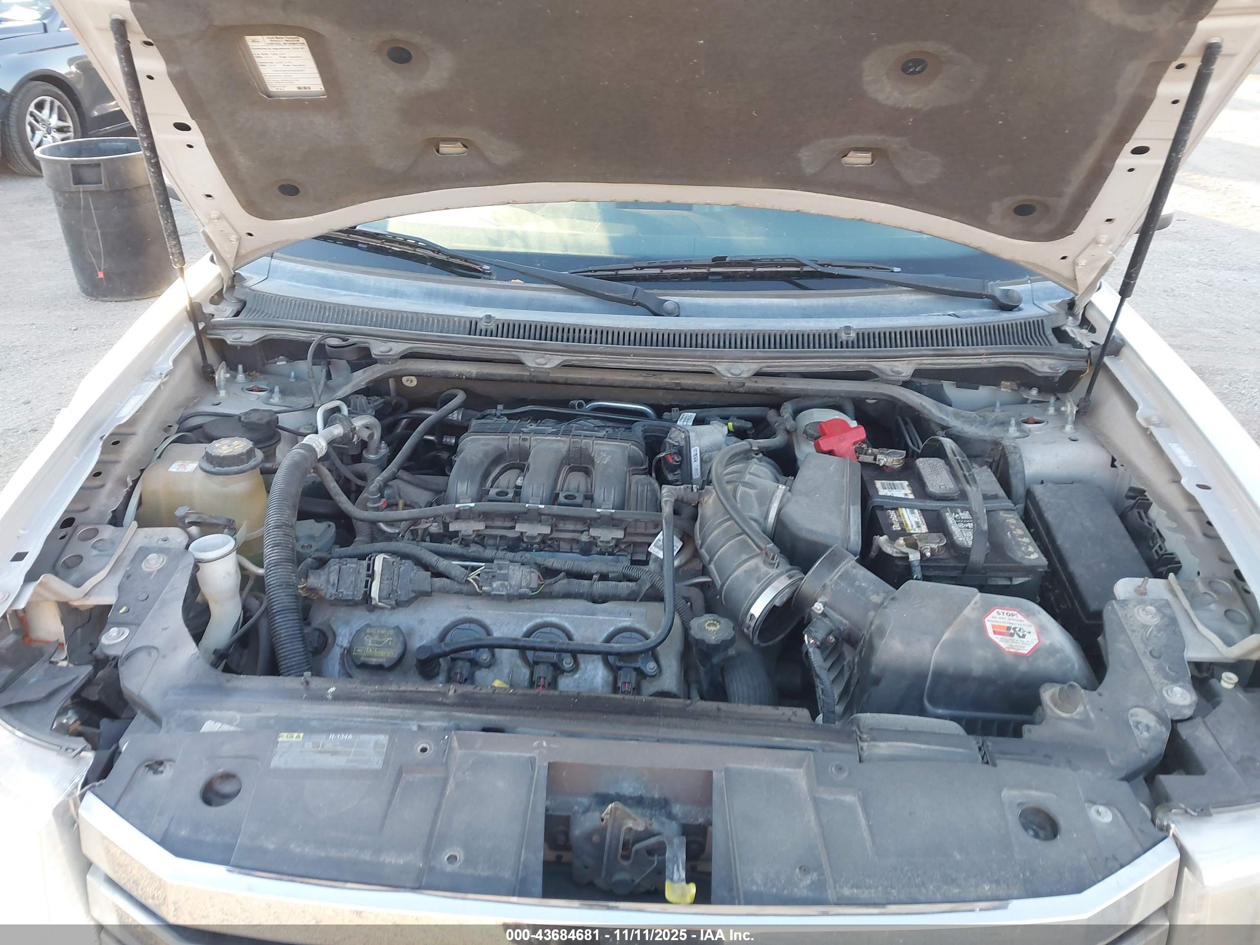 FORD FLEX image 10