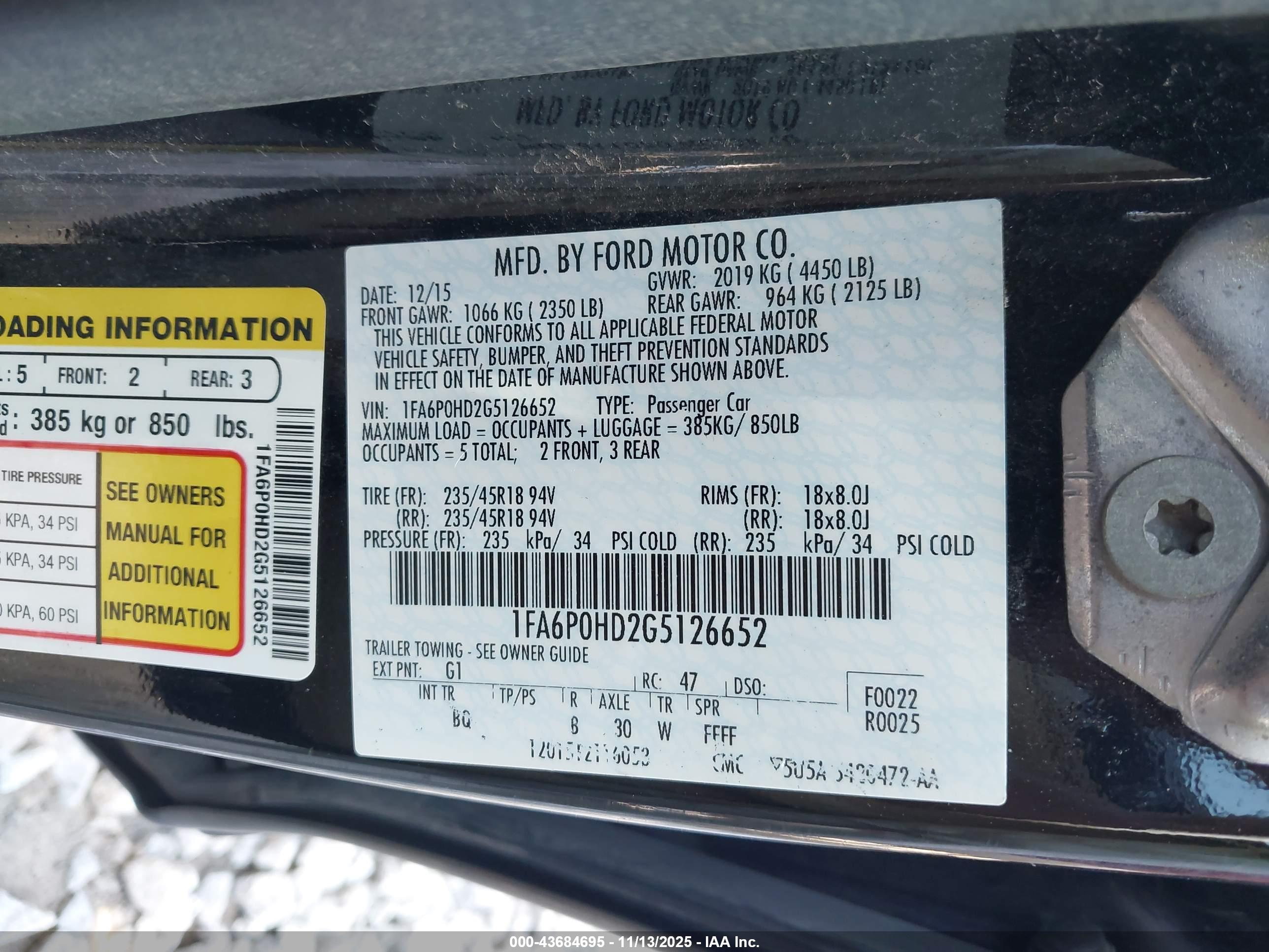 FORD FUSION image 9