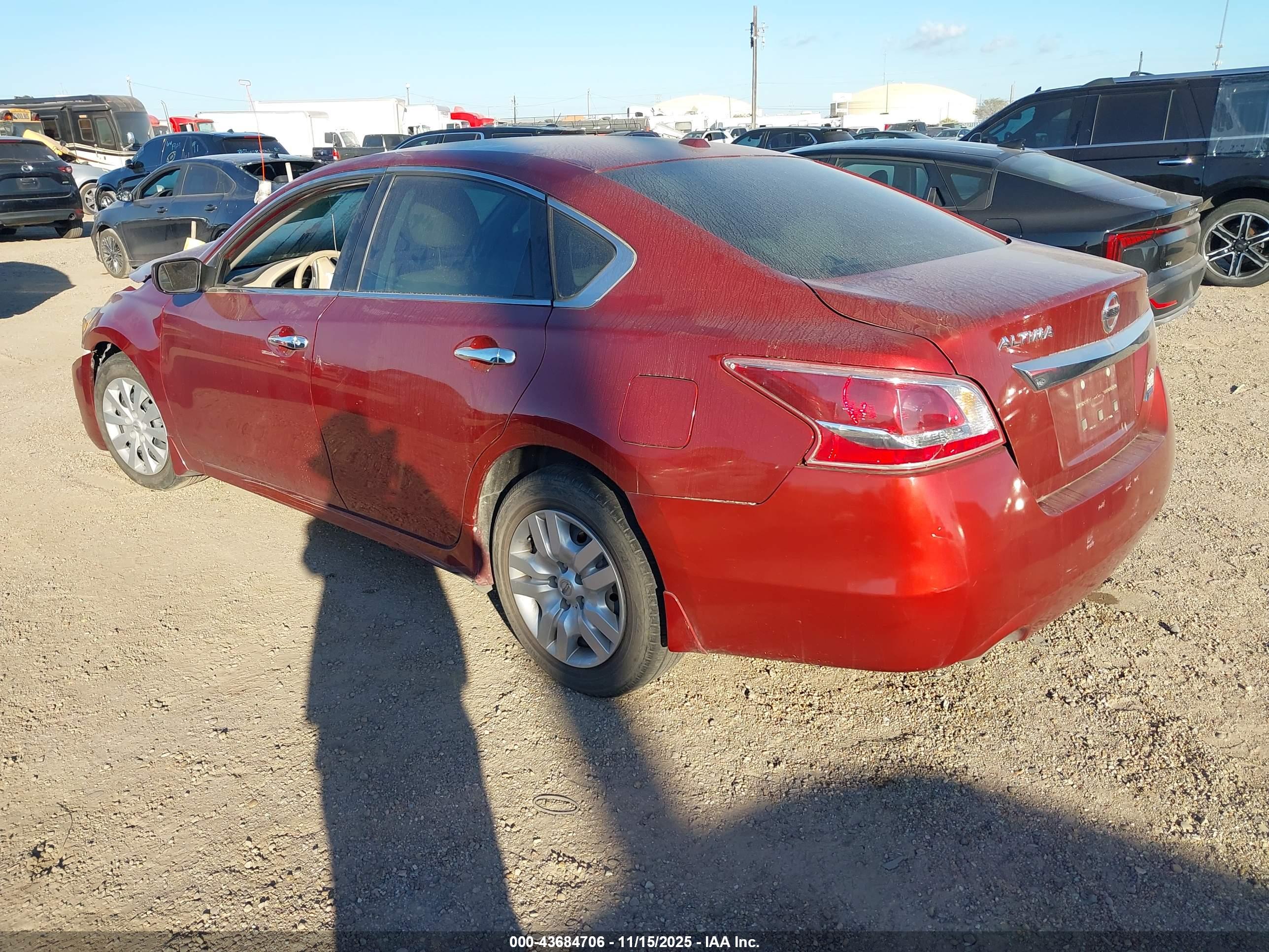 NISSAN ALTIMA image 3