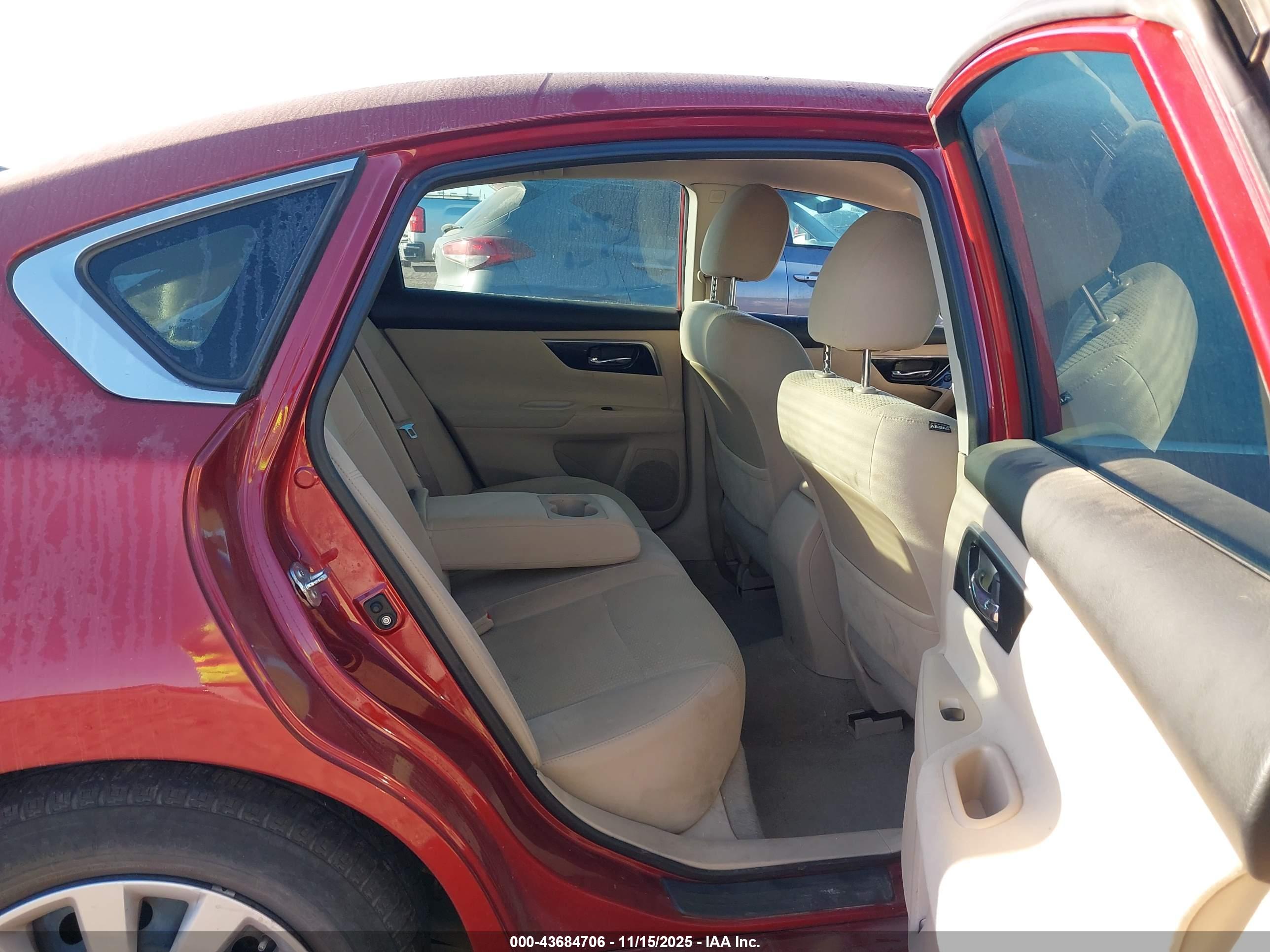 NISSAN ALTIMA image 8