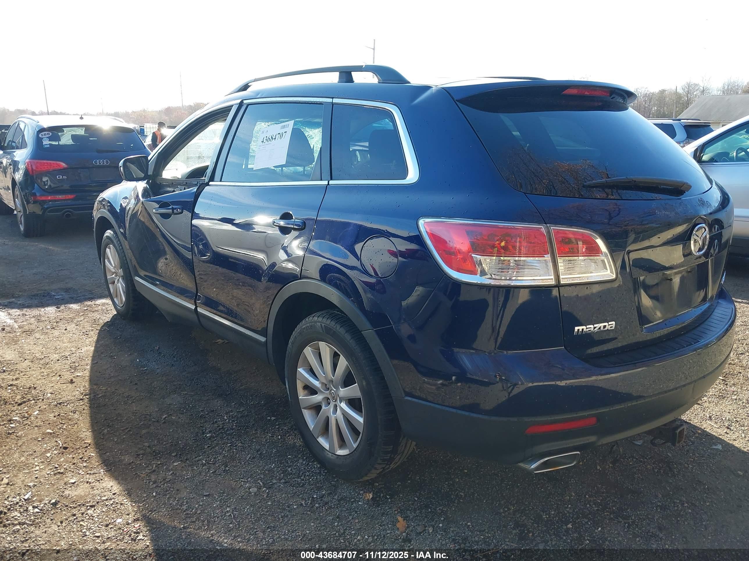 MAZDA CX-9 image 3